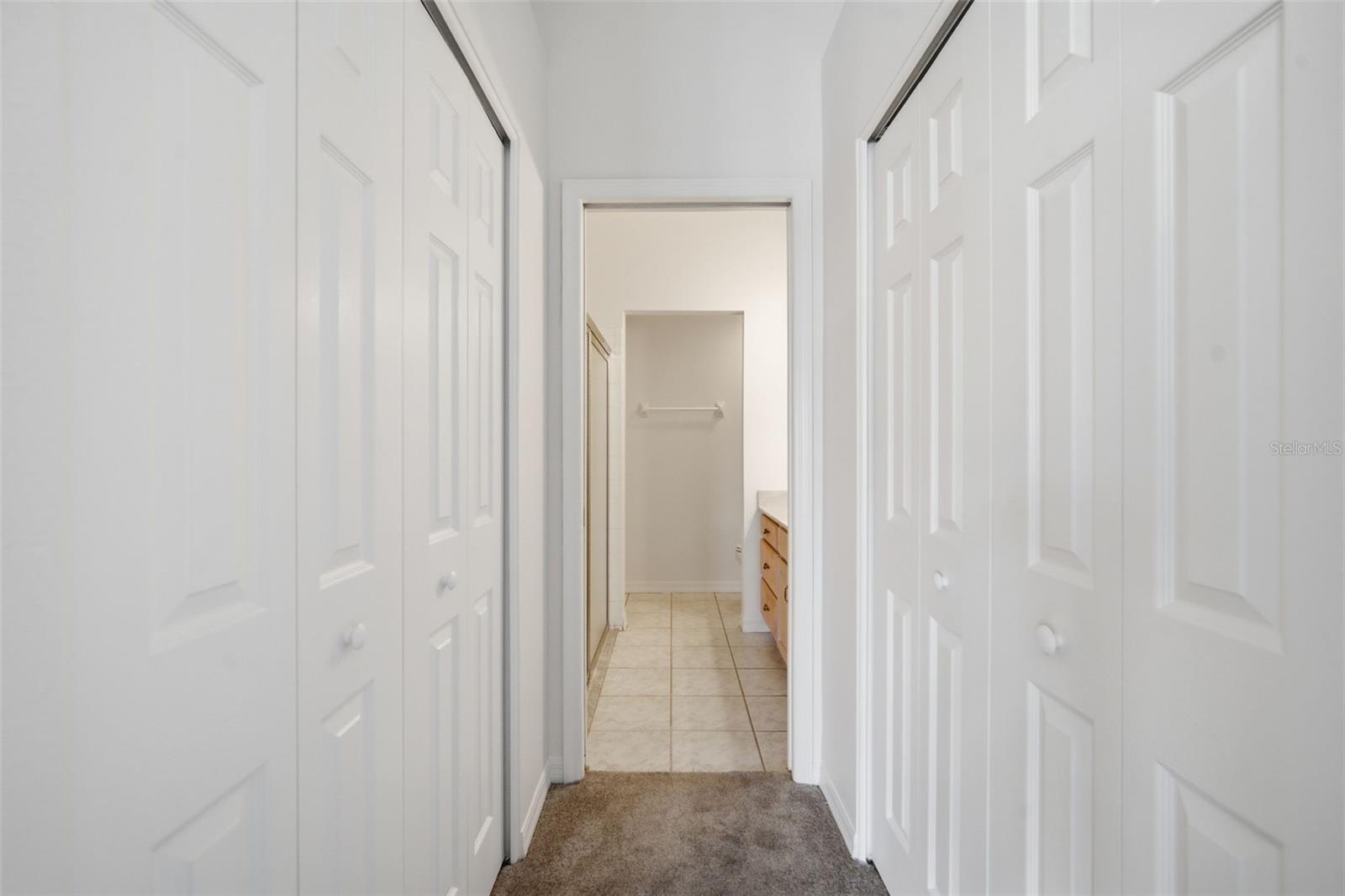 Image 26 of 44 For 704 Tilbury Court 704