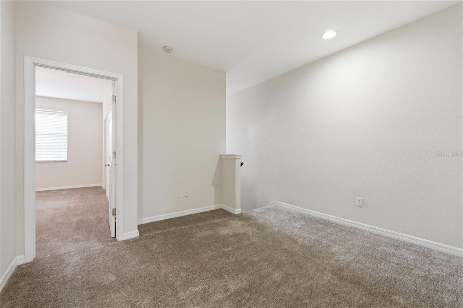 Image 18 of 45 For 27004 Cool Stream Lane