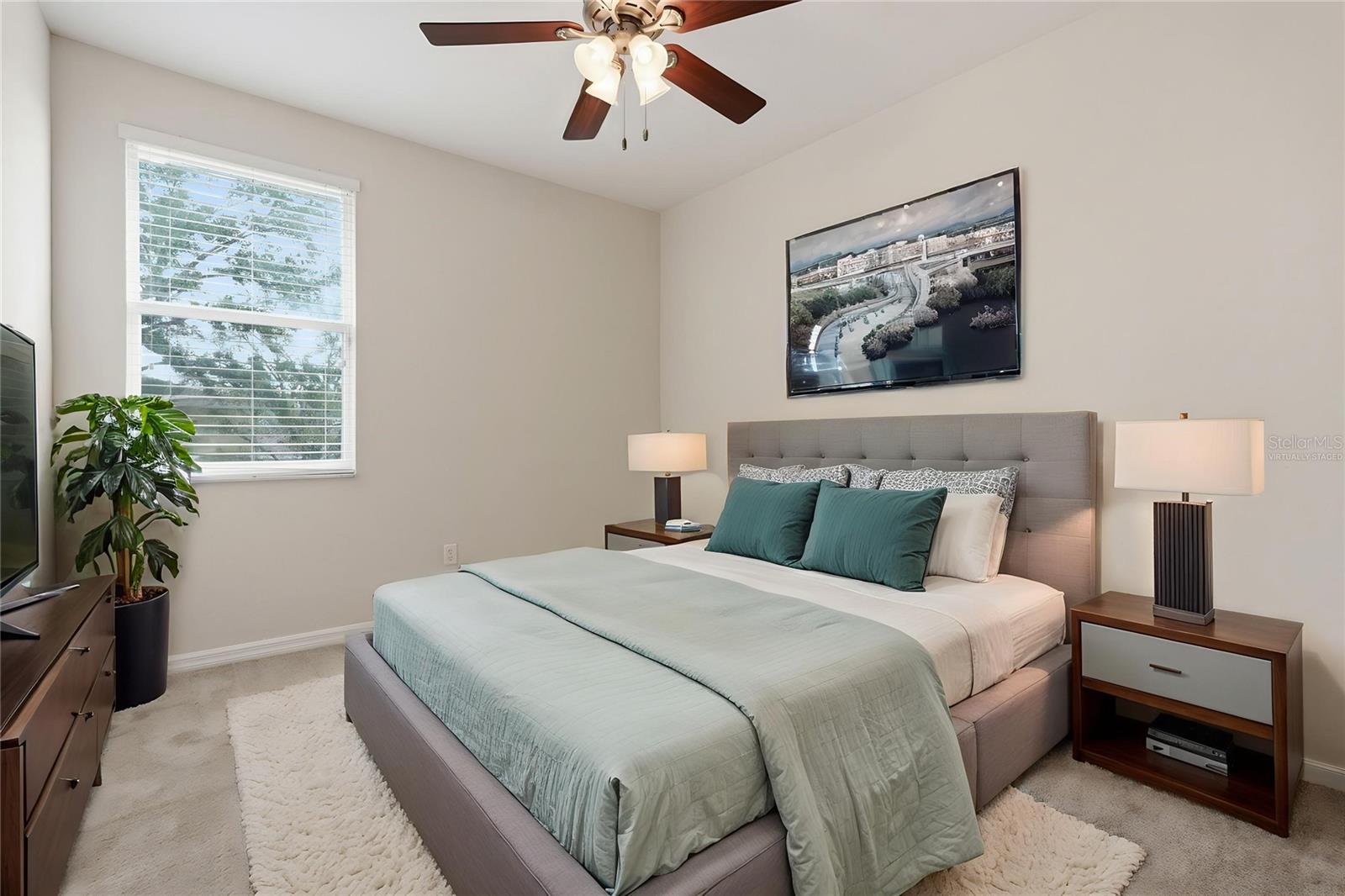 Image 24 of 45 For 27004 Cool Stream Lane