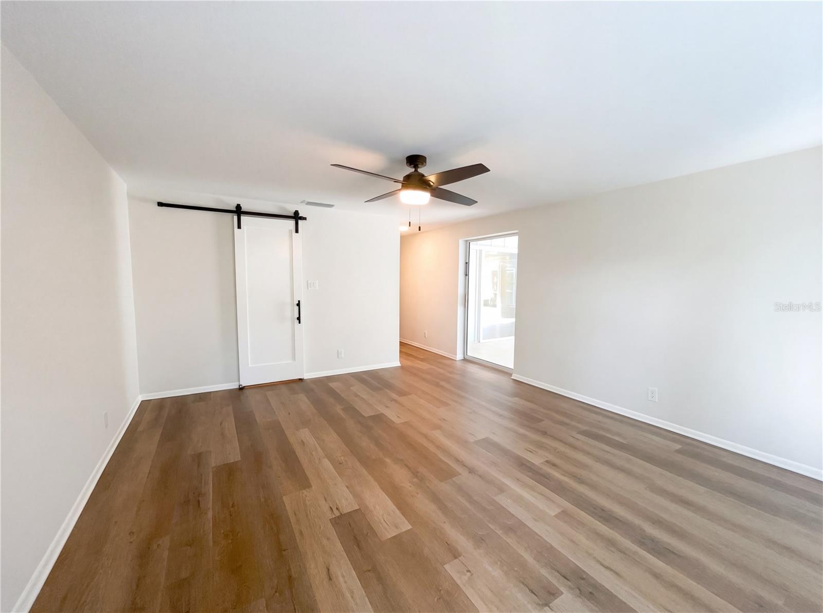 Image 11 of 29 For 19123 Alice Circle