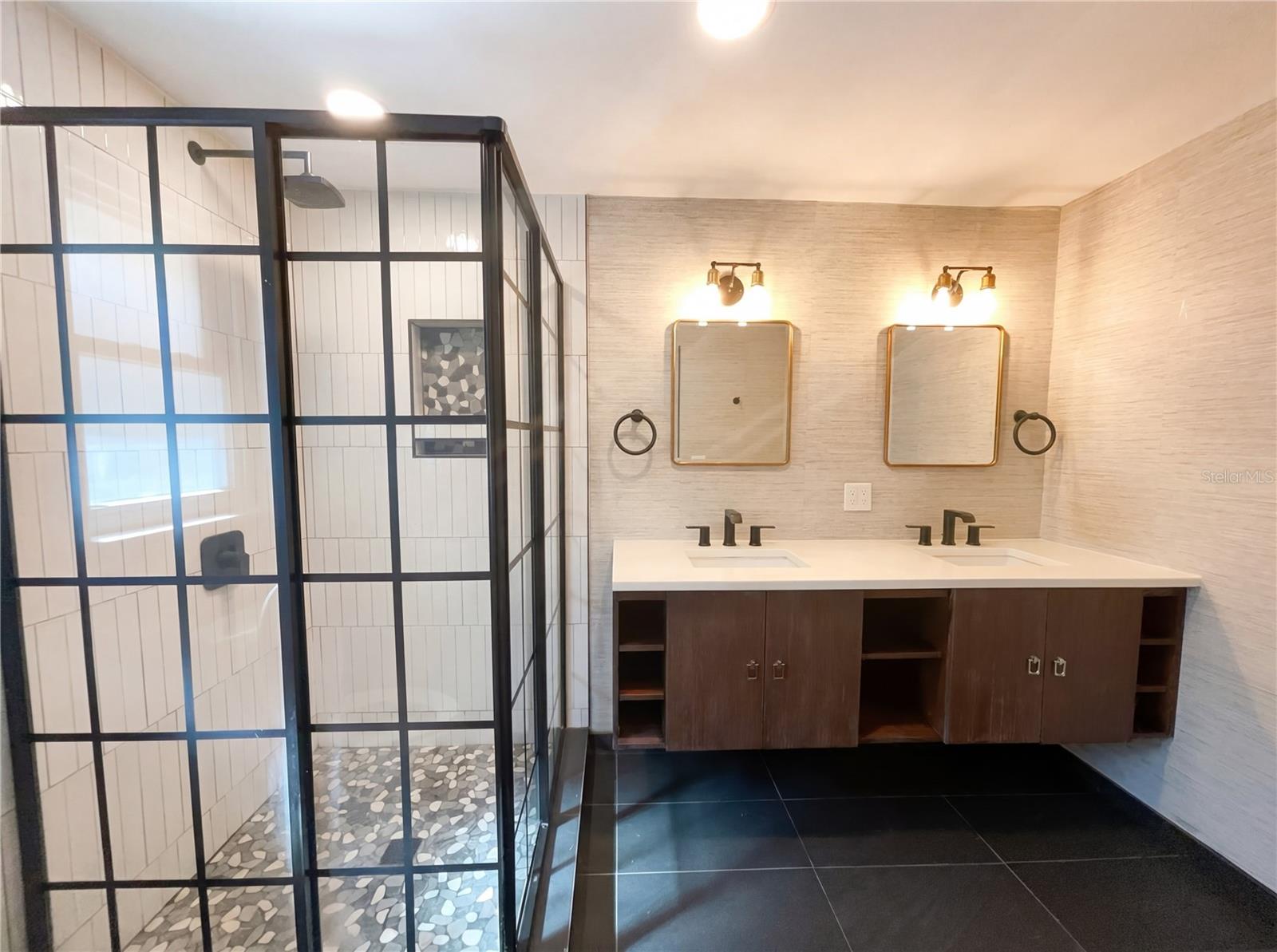 Image 13 of 29 For 19123 Alice Circle