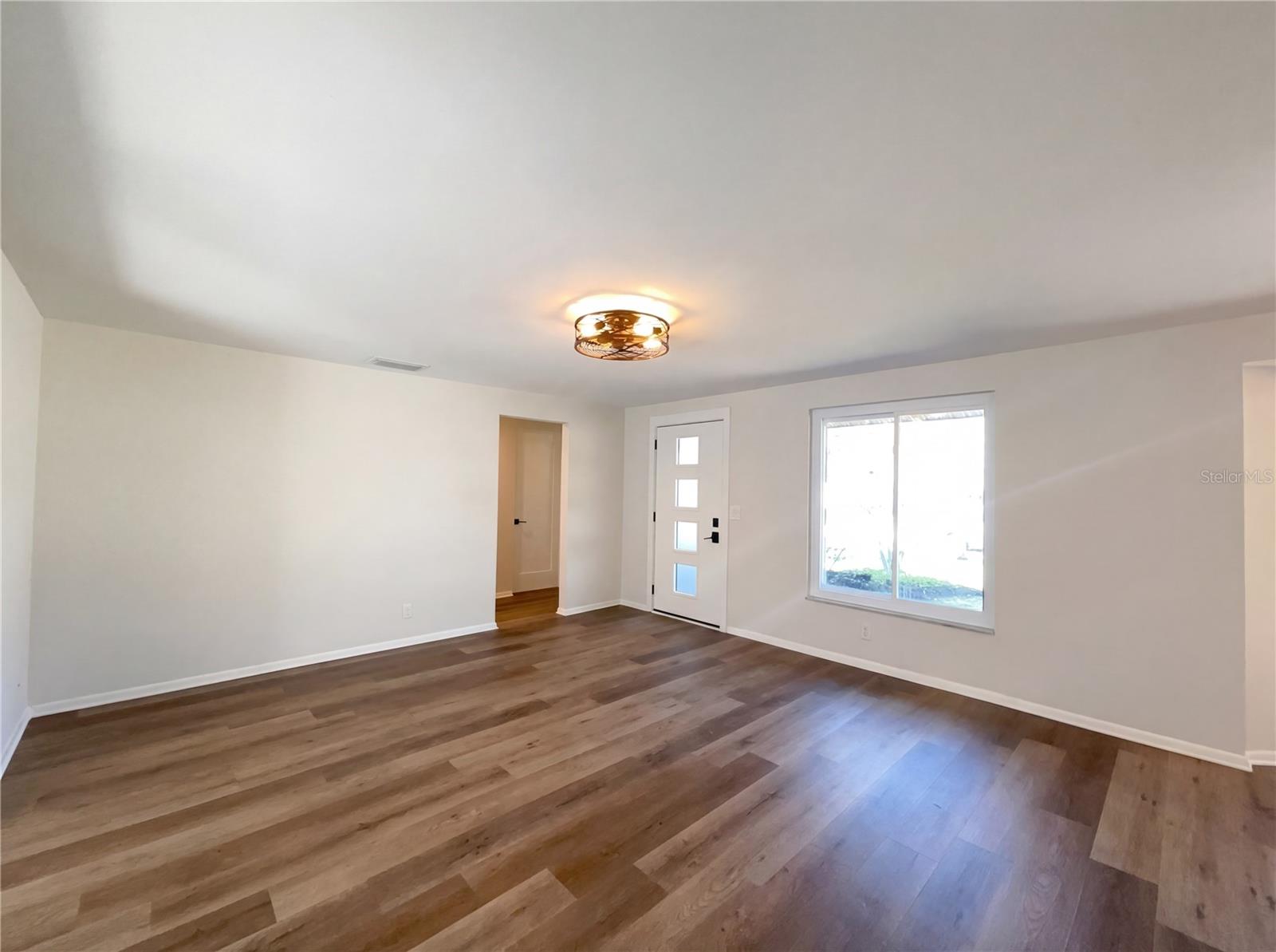 Image 15 of 29 For 19123 Alice Circle