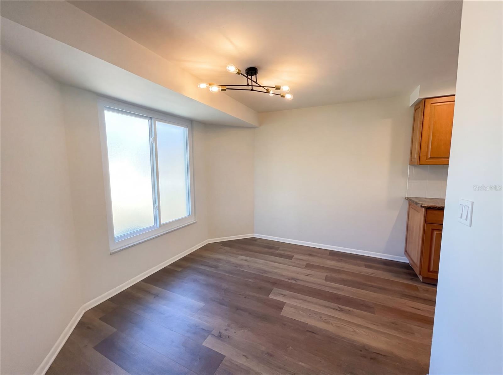 Image 17 of 29 For 19123 Alice Circle