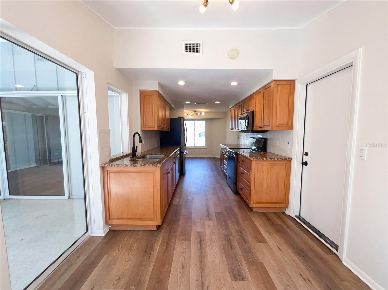 Image 2 of 29 For 19123 Alice Circle