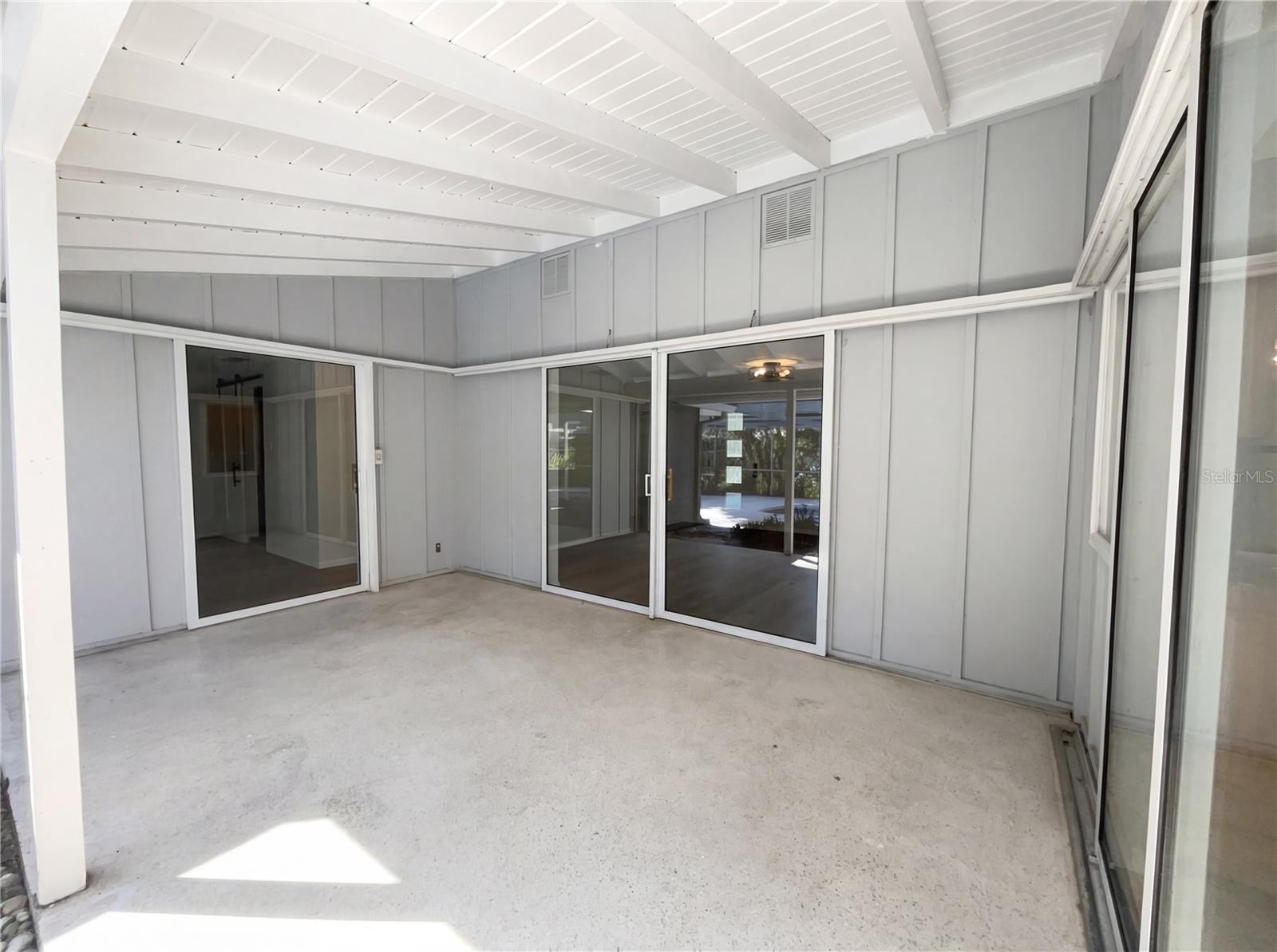 Image 23 of 29 For 19123 Alice Circle