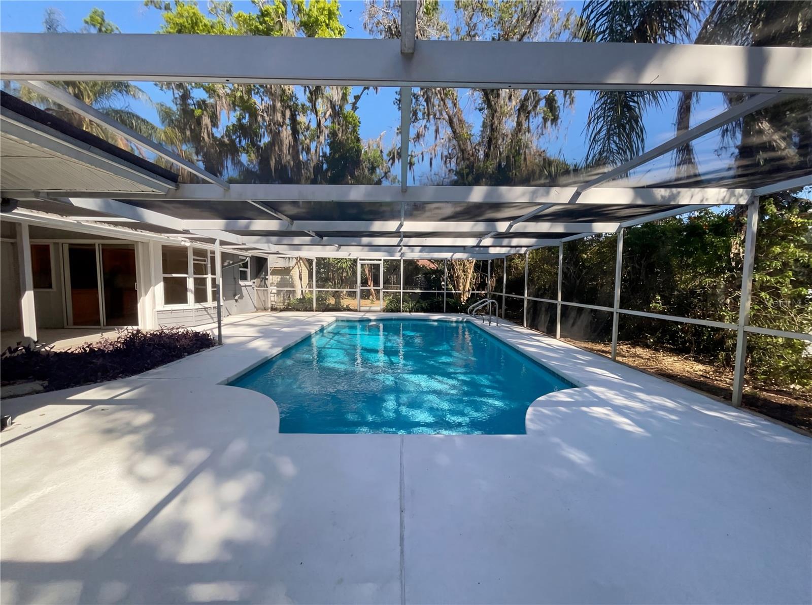 Image 24 of 29 For 19123 Alice Circle