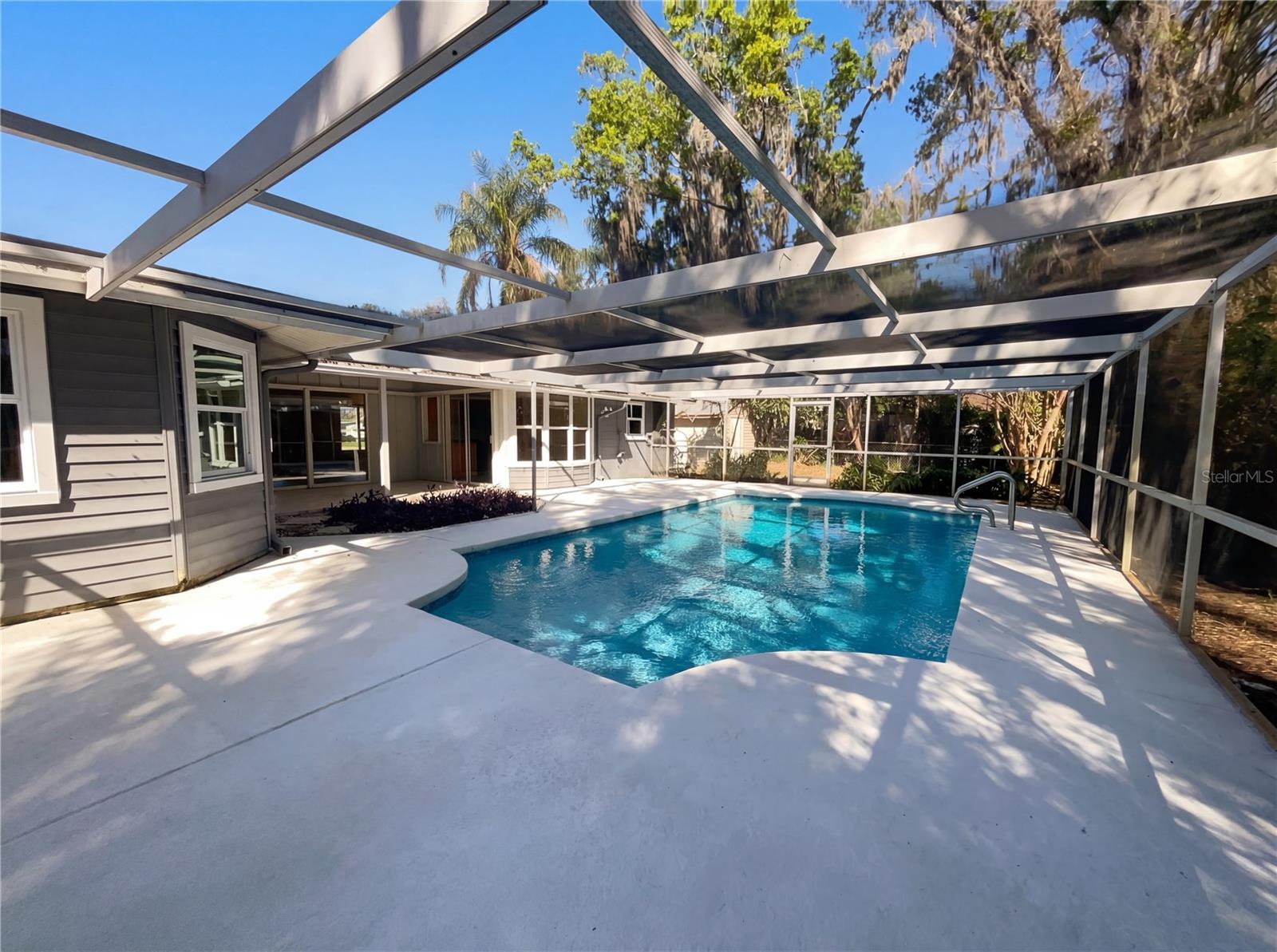 Image 25 of 29 For 19123 Alice Circle