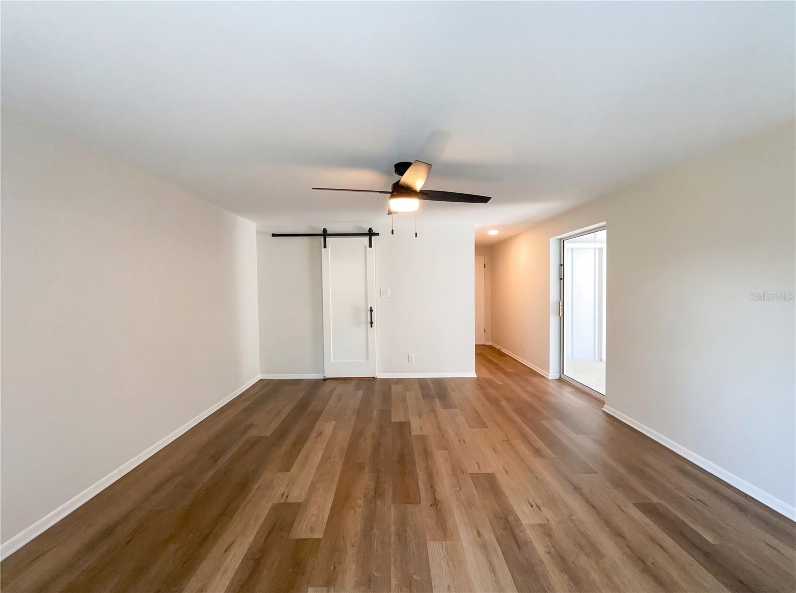 Image 4 of 29 For 19123 Alice Circle