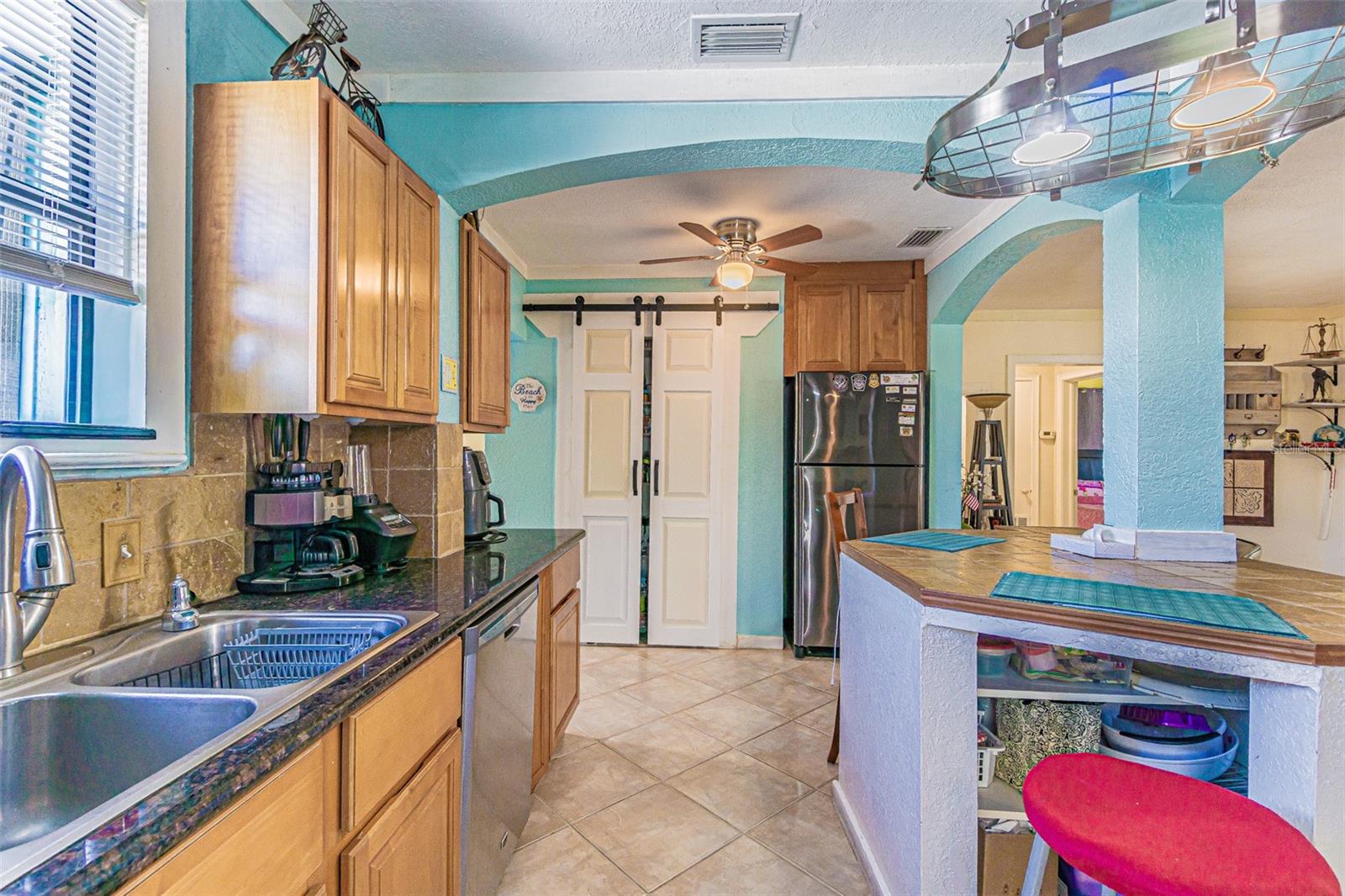 Image 11 of 42 For 1024 Apache Trail