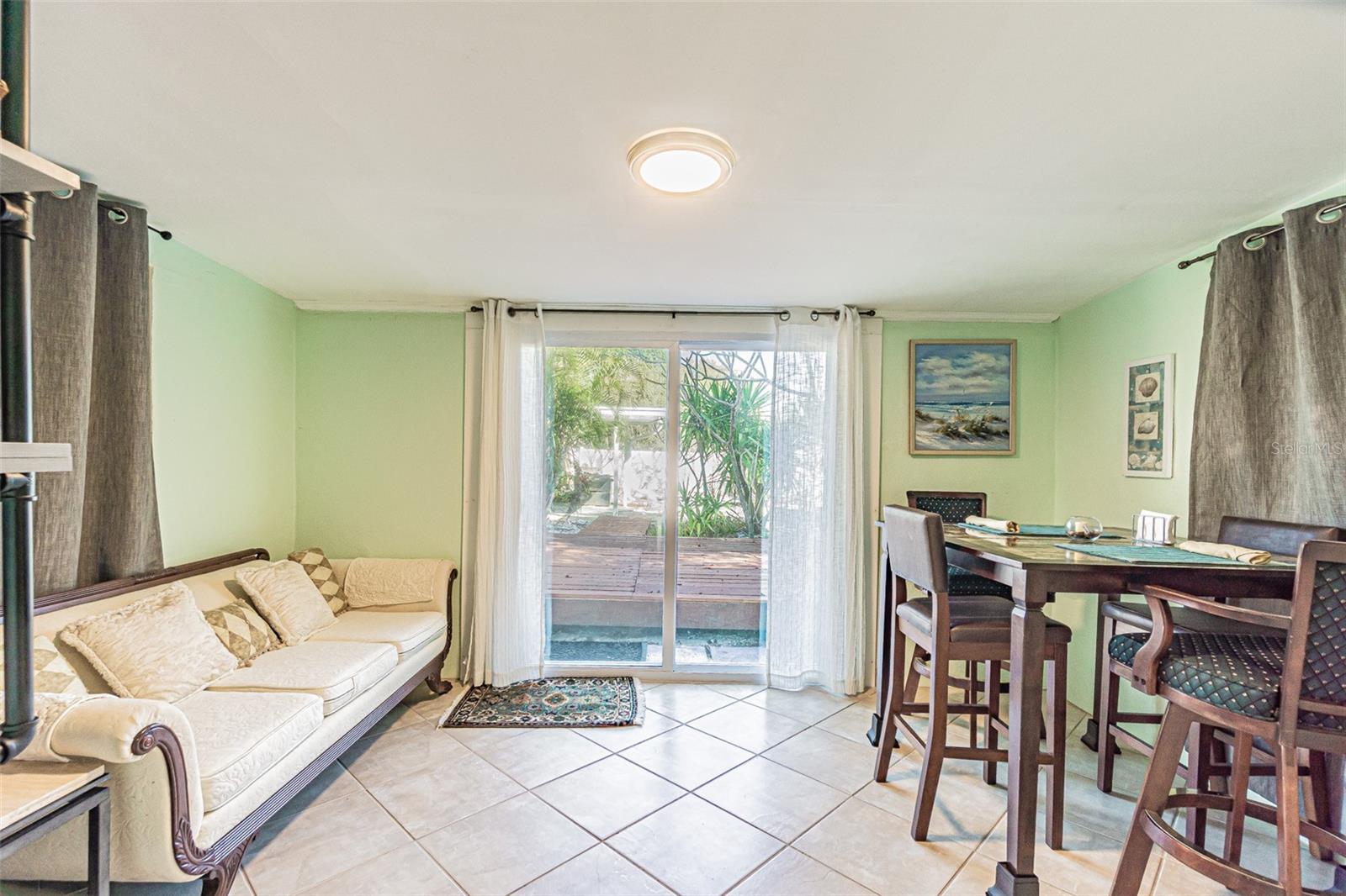 Image 16 of 42 For 1024 Apache Trail