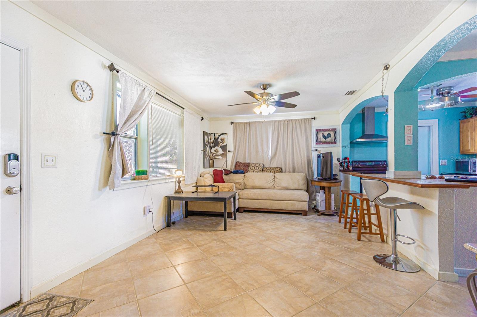 Image 7 of 42 For 1024 Apache Trail