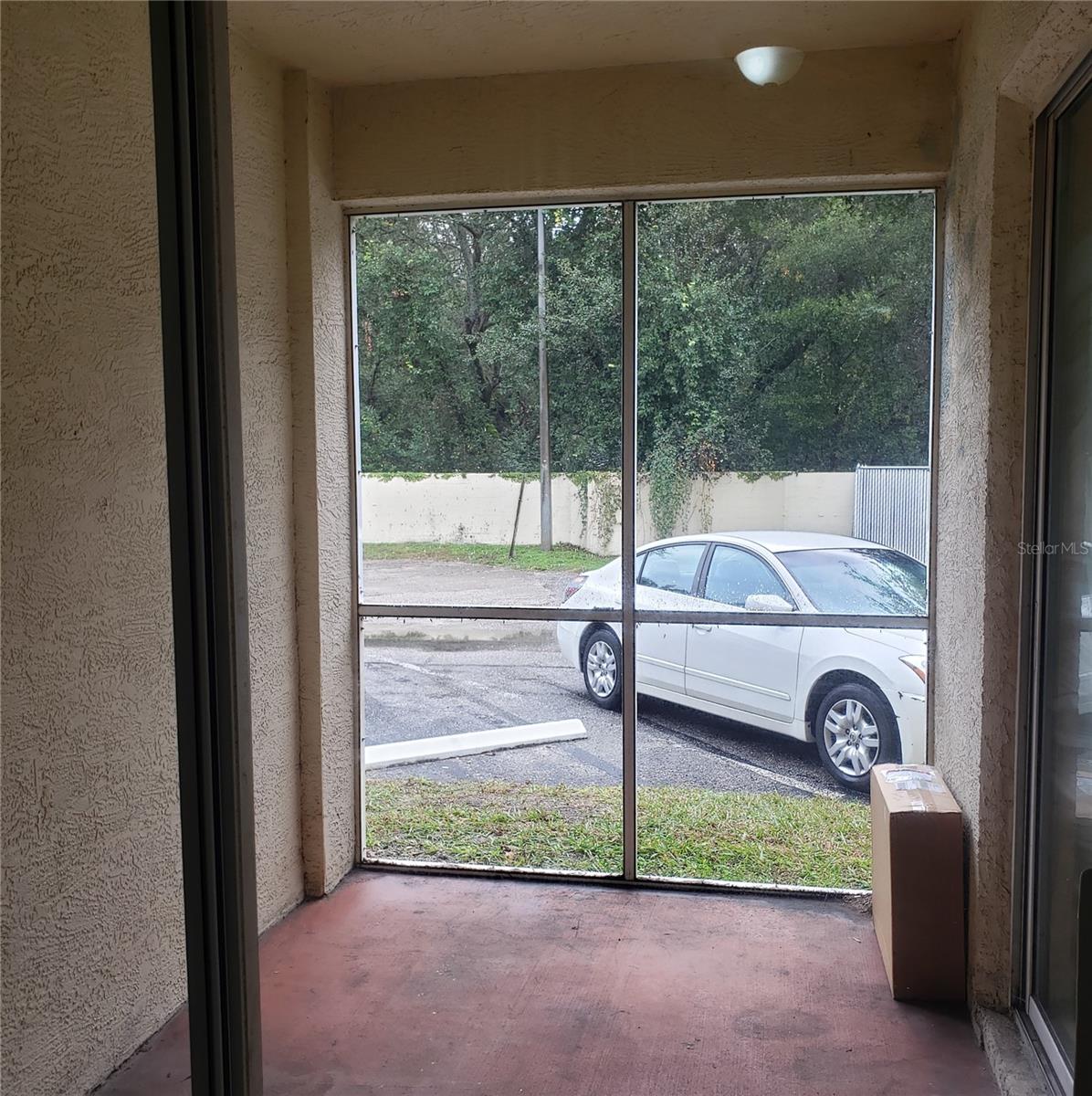 Image 6 of 30 For 5016 Sunridge Palms Drive