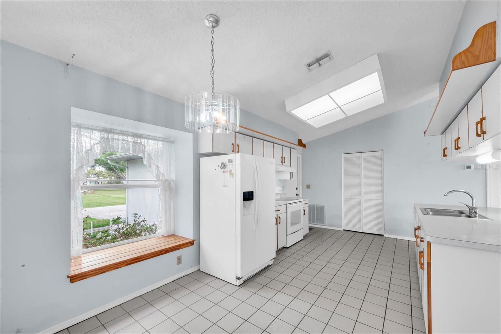 Image 11 of 29 For 3307 Water Street