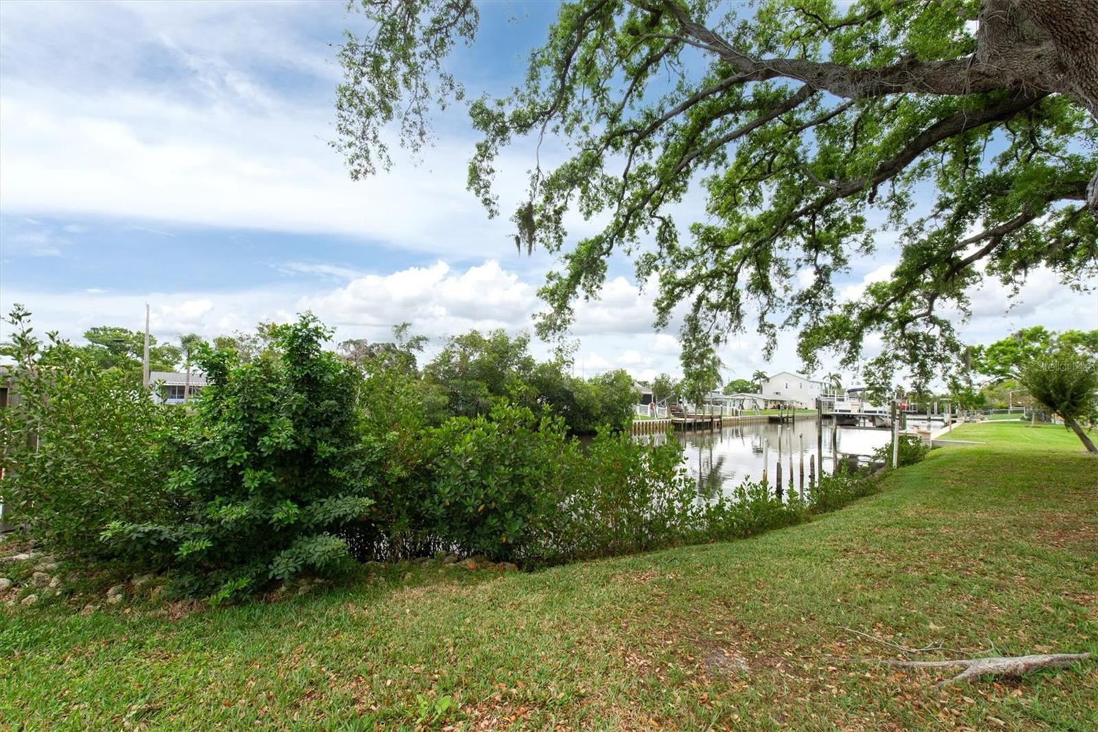 Image 28 of 29 For 3307 Water Street