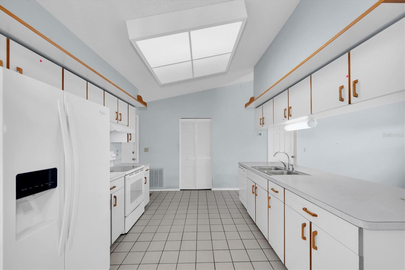 Image 7 of 29 For 3307 Water Street