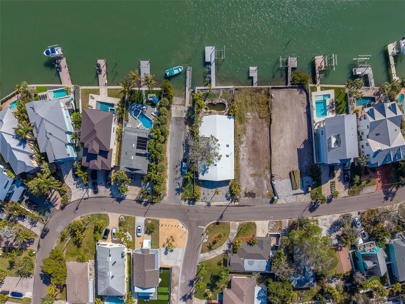 Image 24 of 55 For 1217 Bay Shore Boulevard