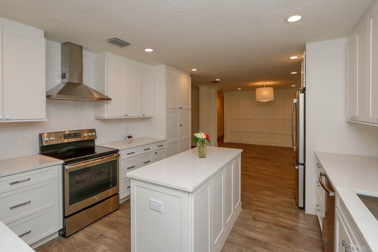 Image 15 of 26 For 4307 Roland Street