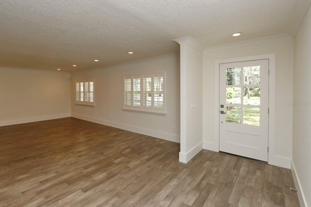 Image 2 of 26 For 4307 Roland Street