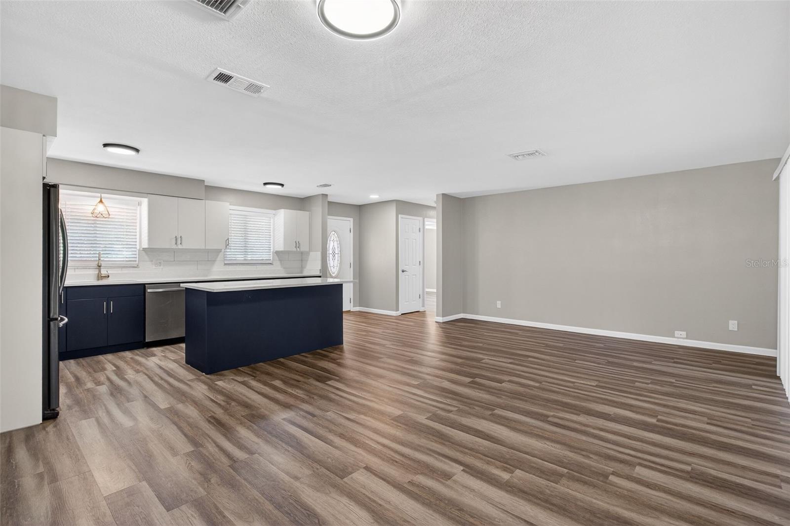 Image 12 of 44 For 2465 Brentwood Drive