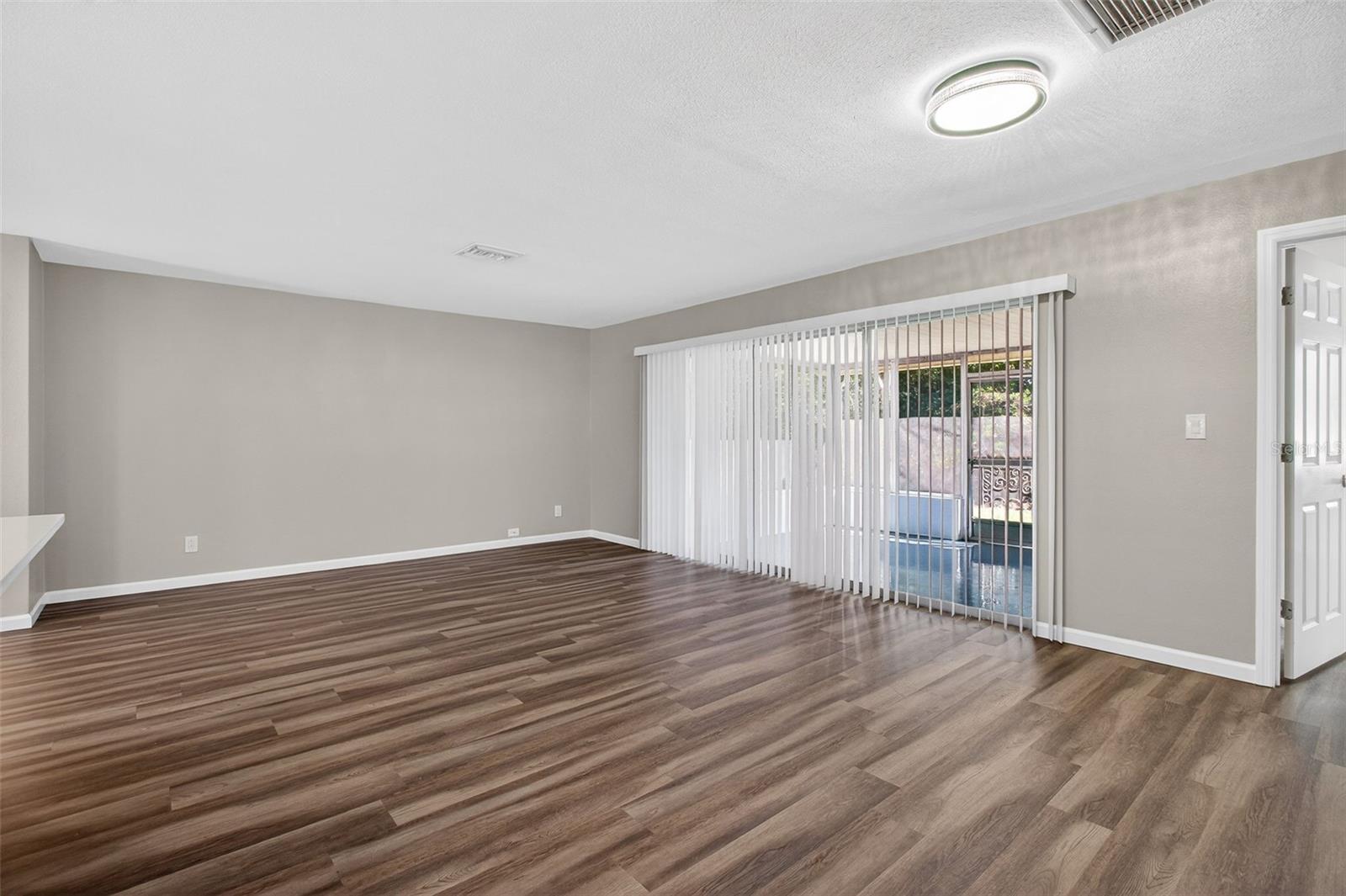 Image 13 of 44 For 2465 Brentwood Drive