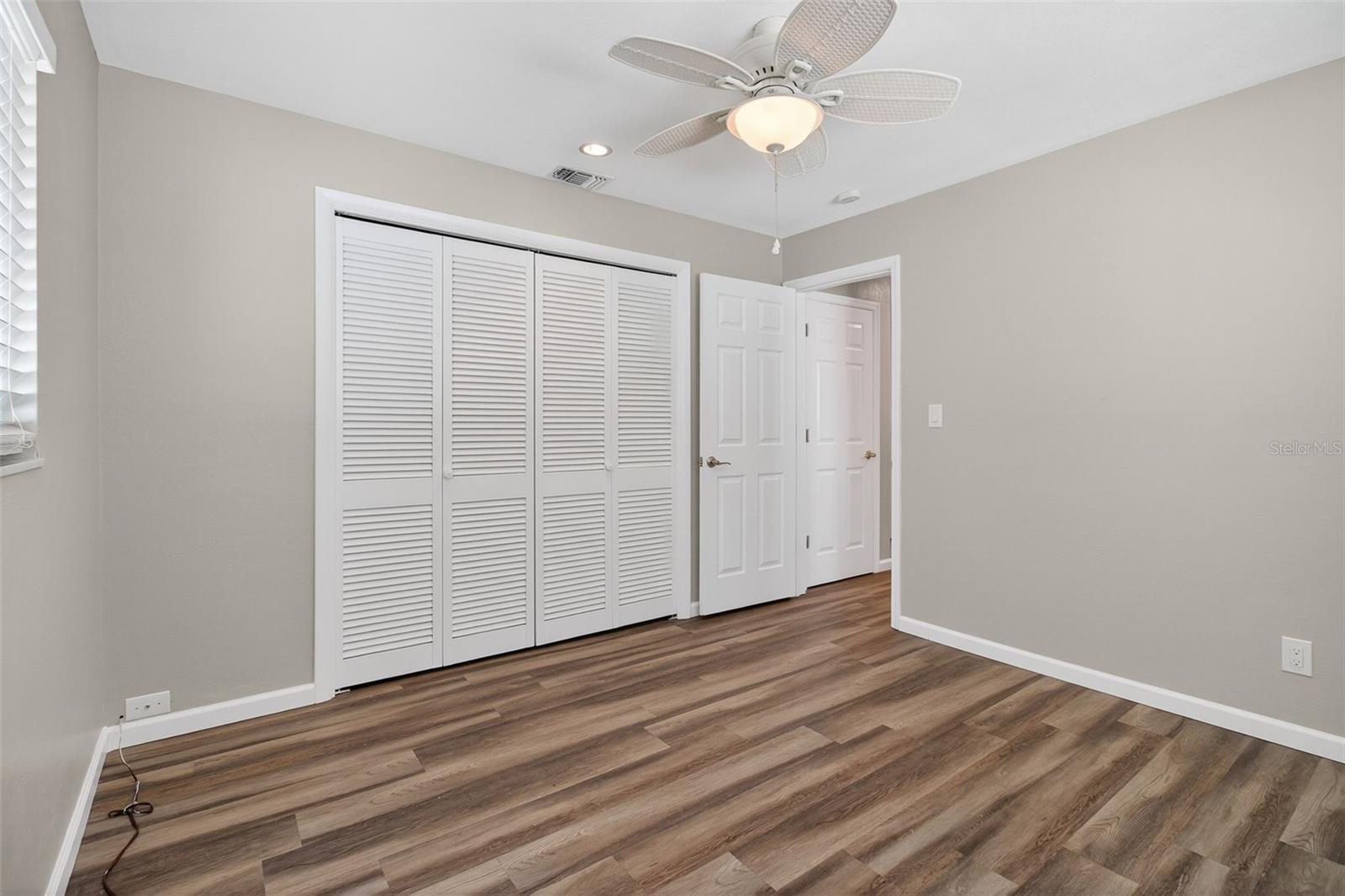 Image 18 of 44 For 2465 Brentwood Drive