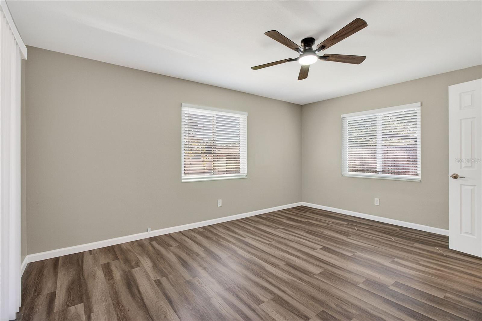 Image 21 of 44 For 2465 Brentwood Drive