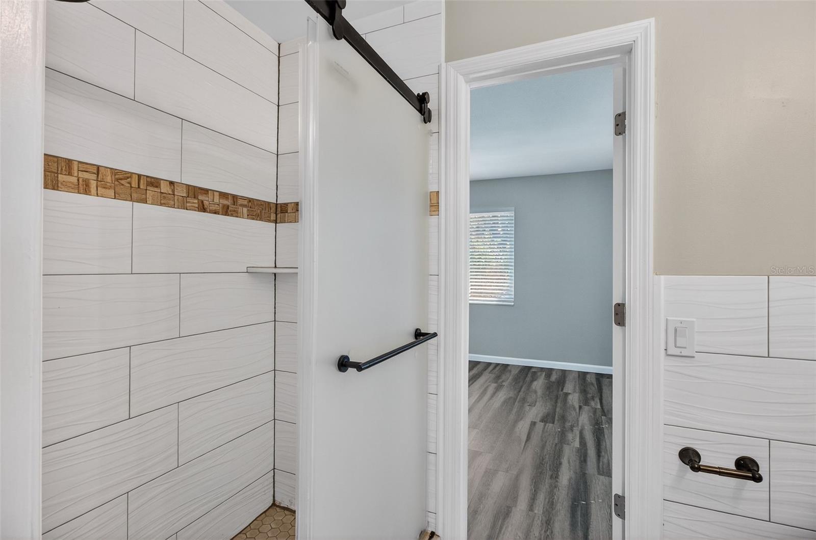 Image 26 of 44 For 2465 Brentwood Drive