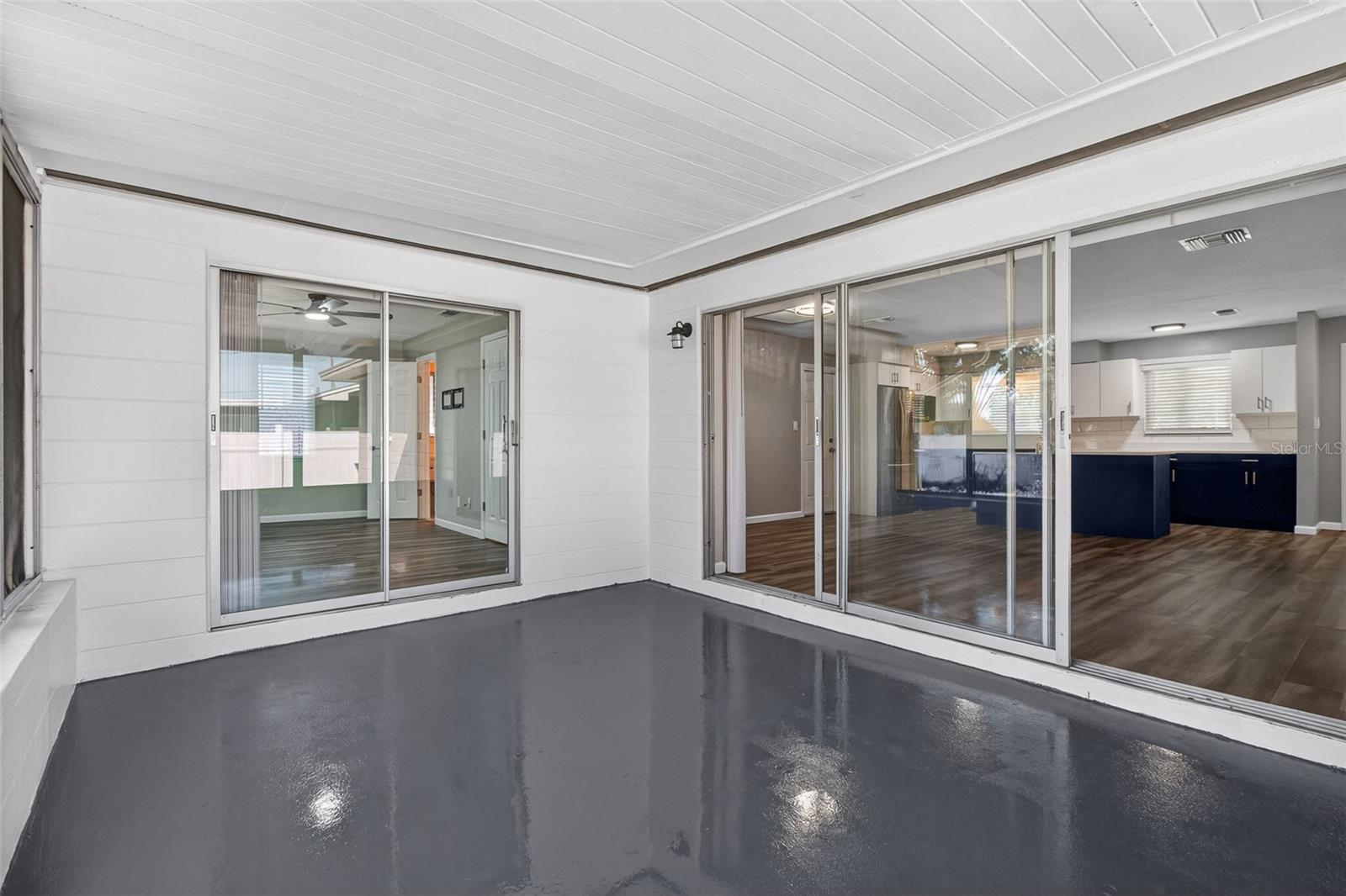 Image 27 of 44 For 2465 Brentwood Drive