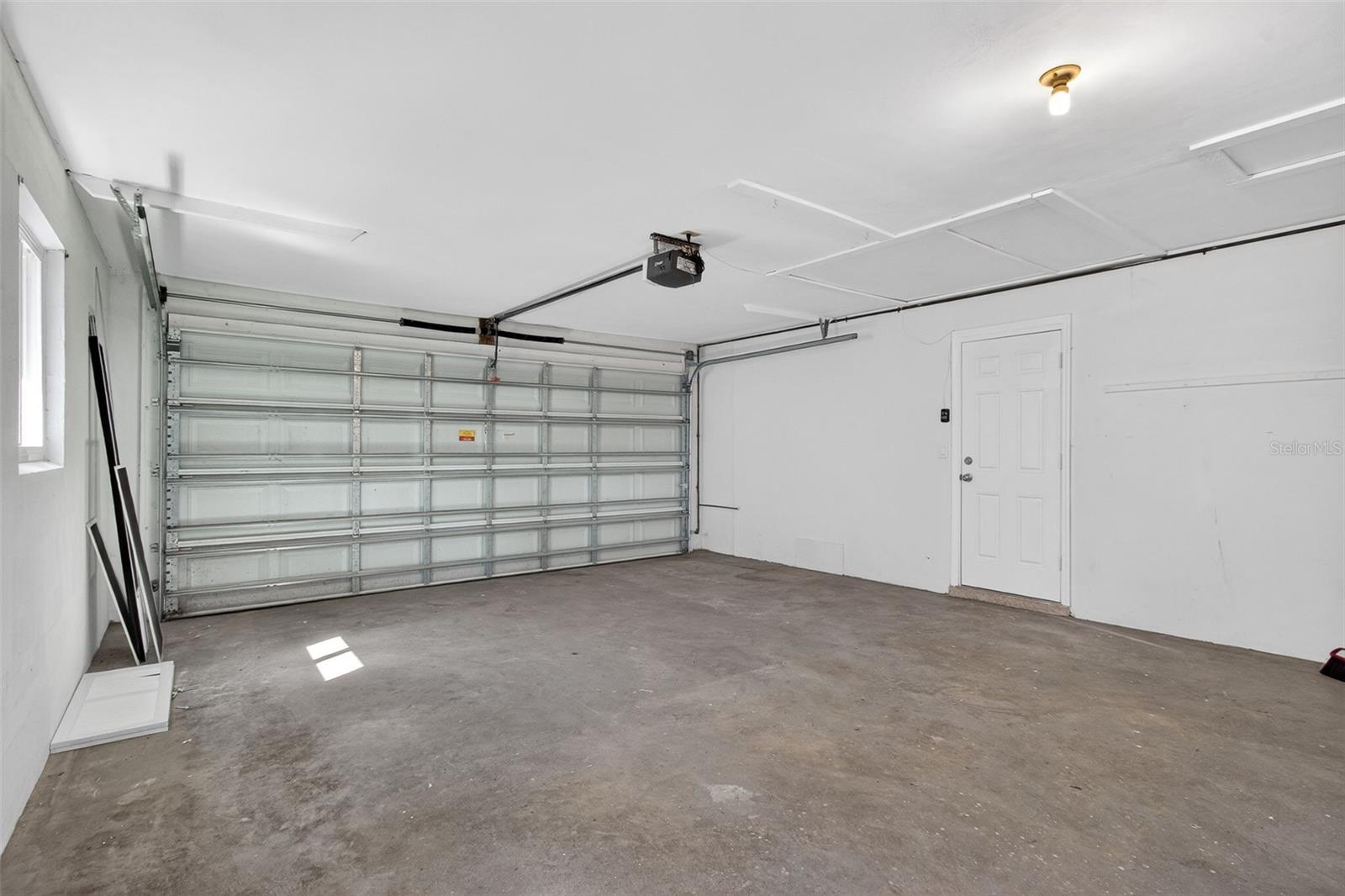 Image 36 of 44 For 2465 Brentwood Drive