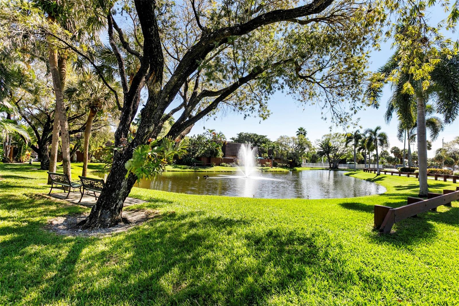 Image 18 of 18 For 3911 Carolina Dr.