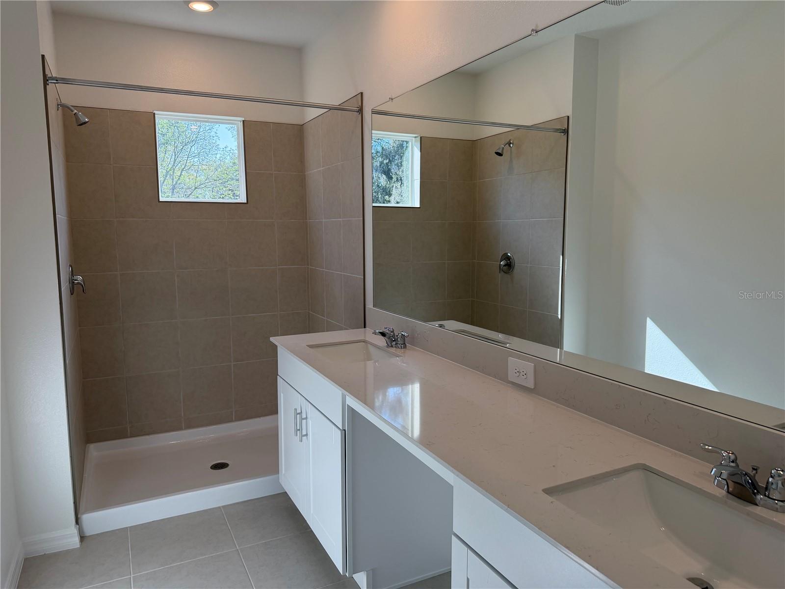 Image 18 of 30 For 3332 Lapis Lake Drive