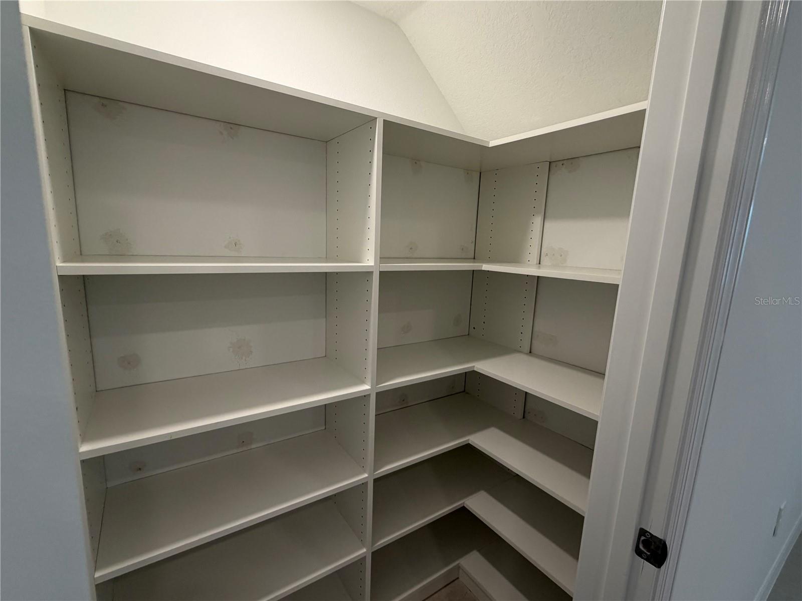 Image 6 of 30 For 3332 Lapis Lake Drive