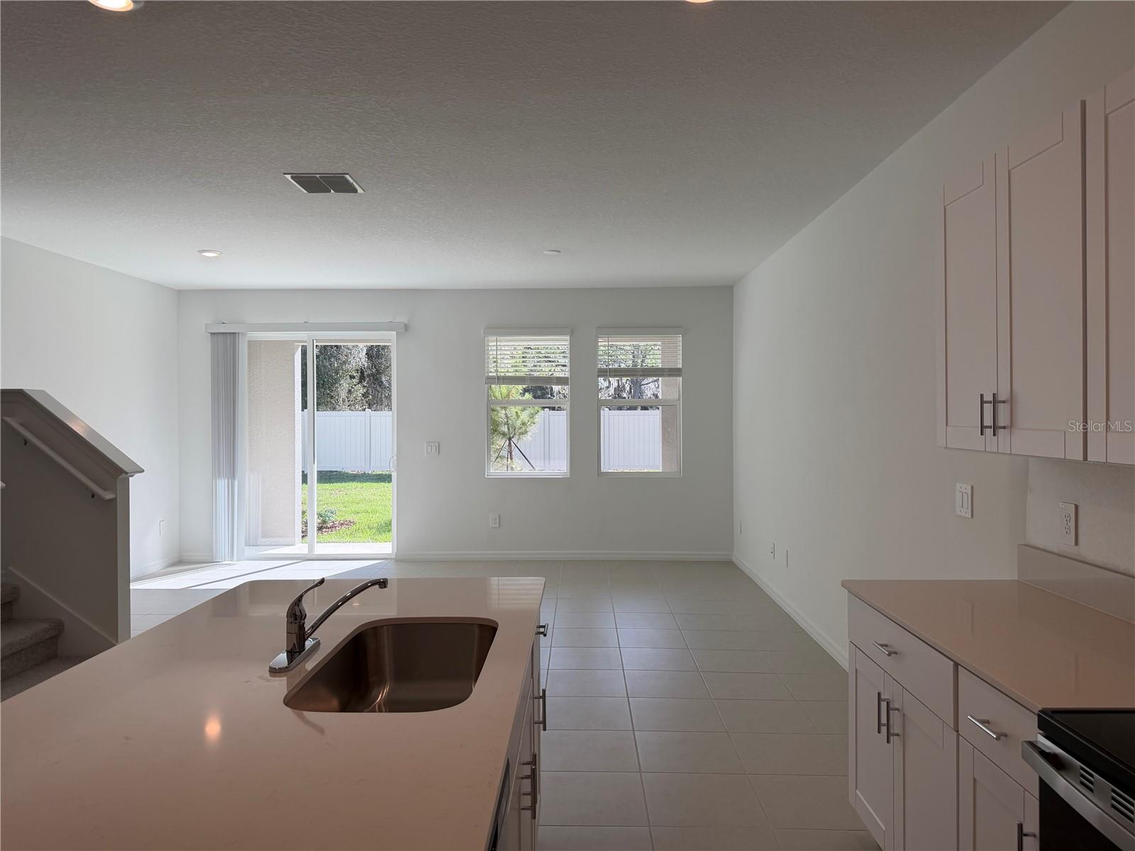 Image 7 of 30 For 3332 Lapis Lake Drive