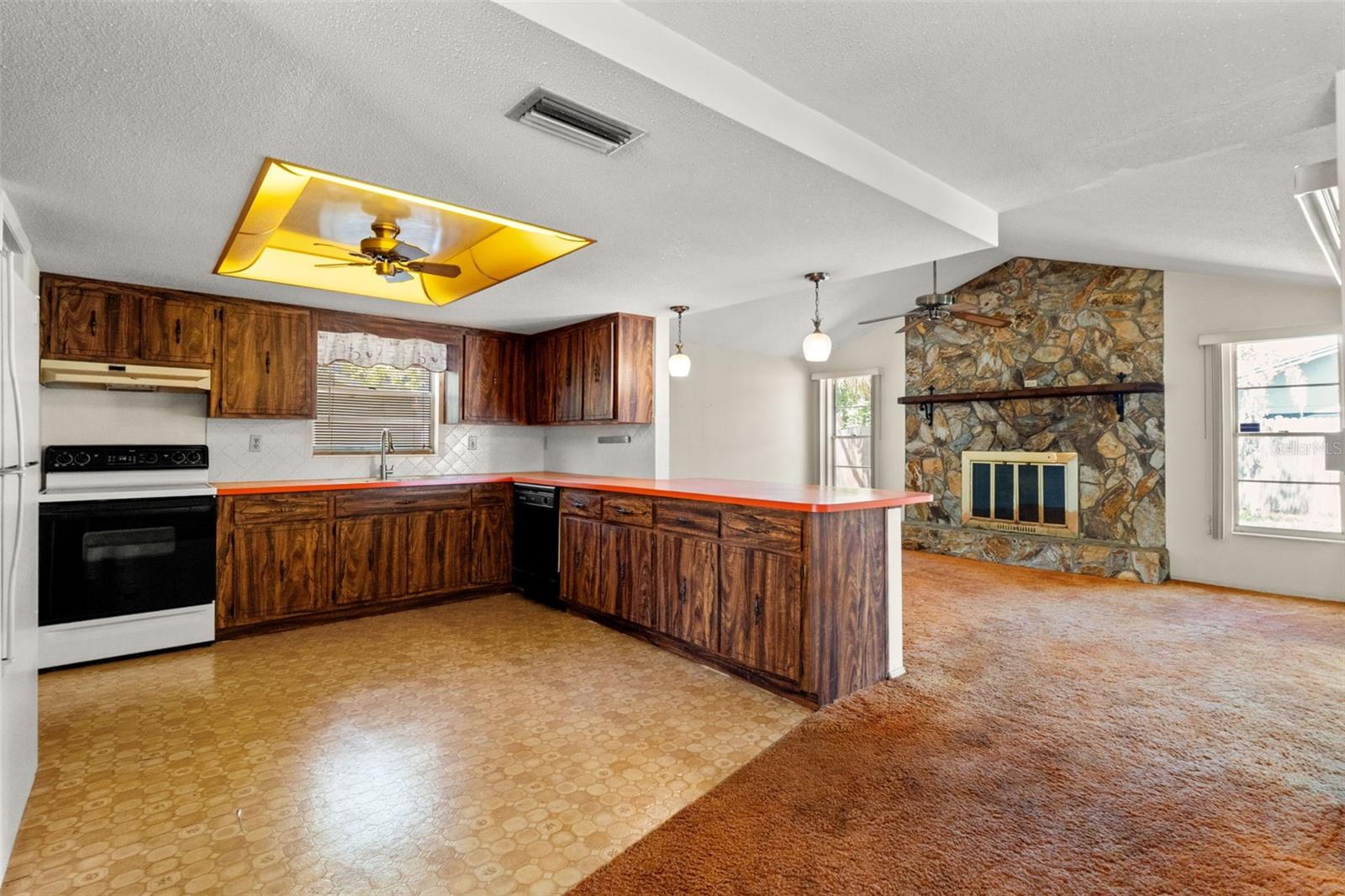 Image 21 of 43 For 8511 Long Boat Lane