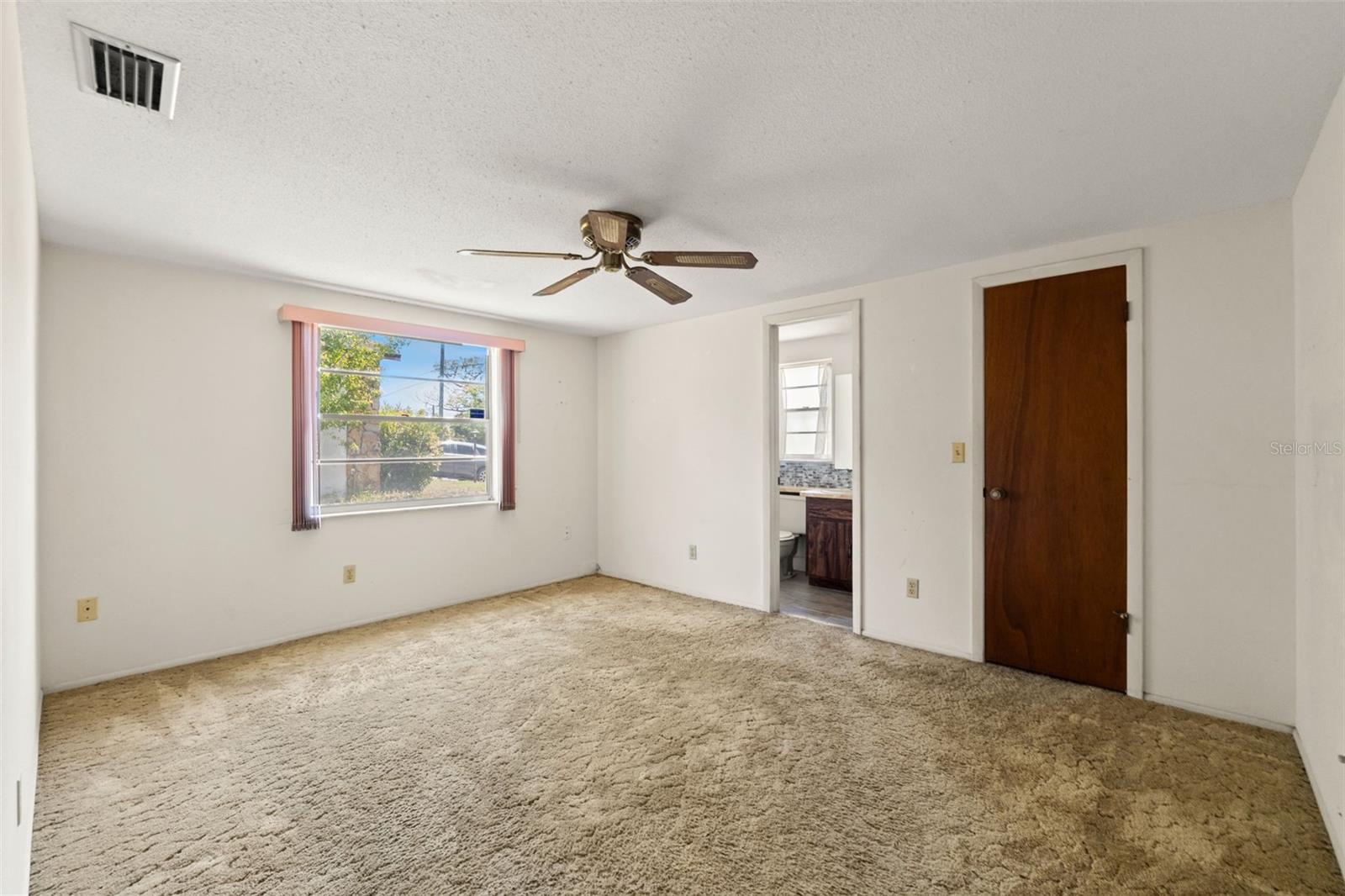 Image 26 of 43 For 8511 Long Boat Lane