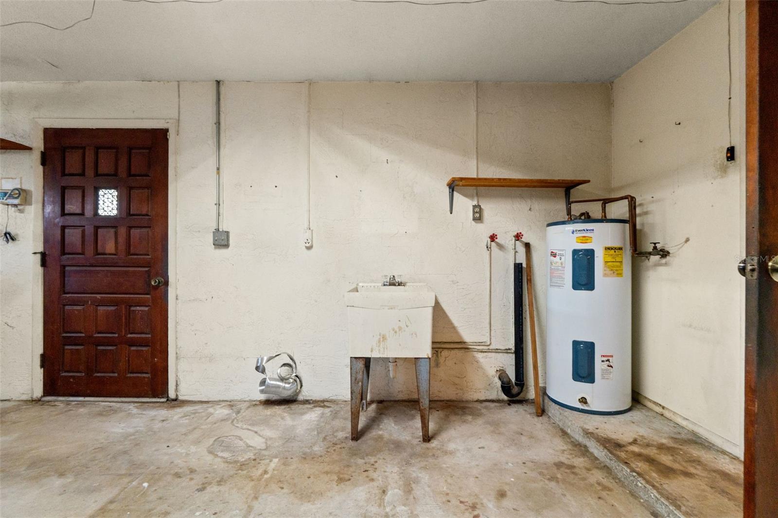 Image 40 of 43 For 8511 Long Boat Lane