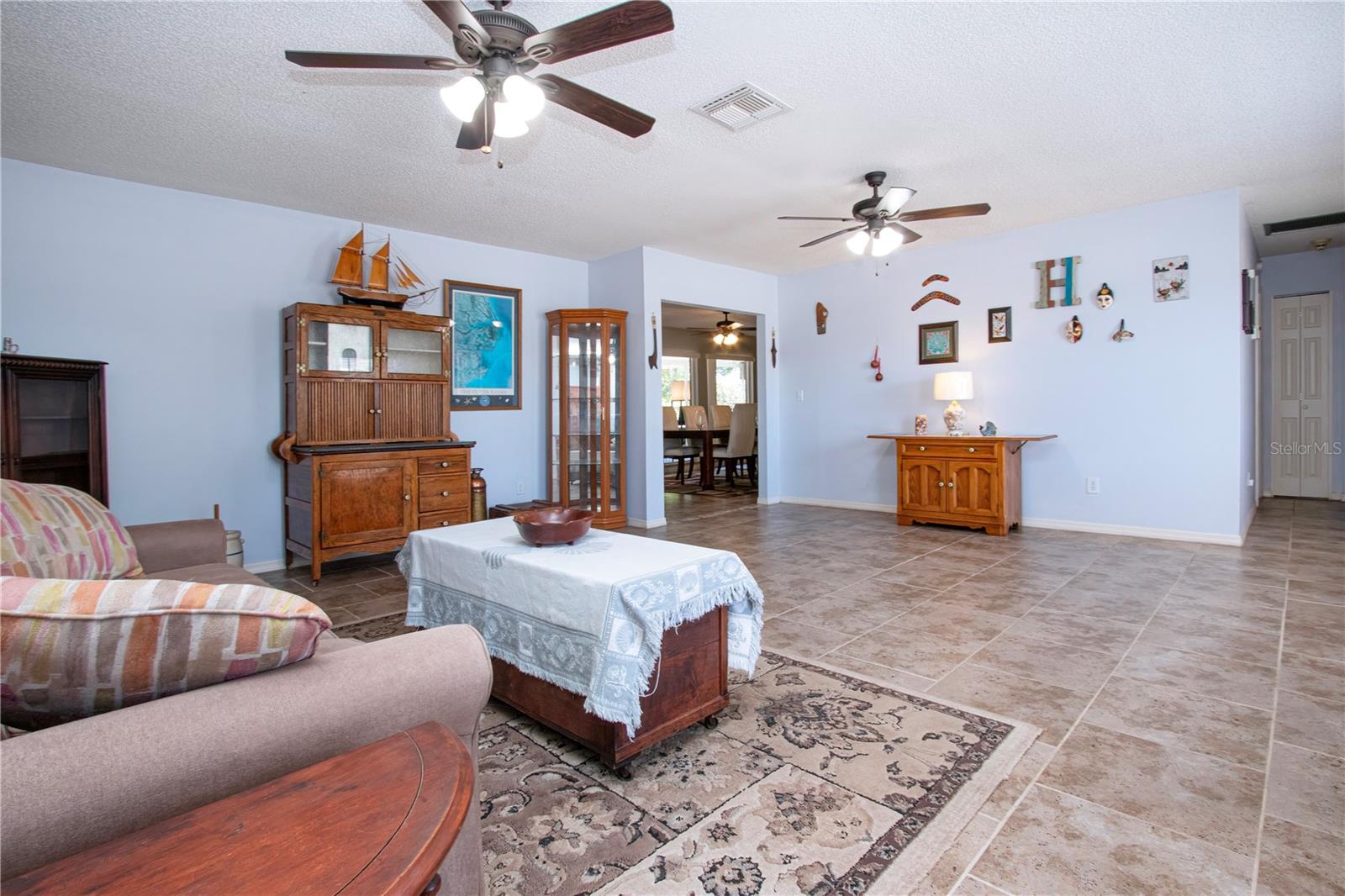 Image 11 of 58 For 203 Amesbury Circle