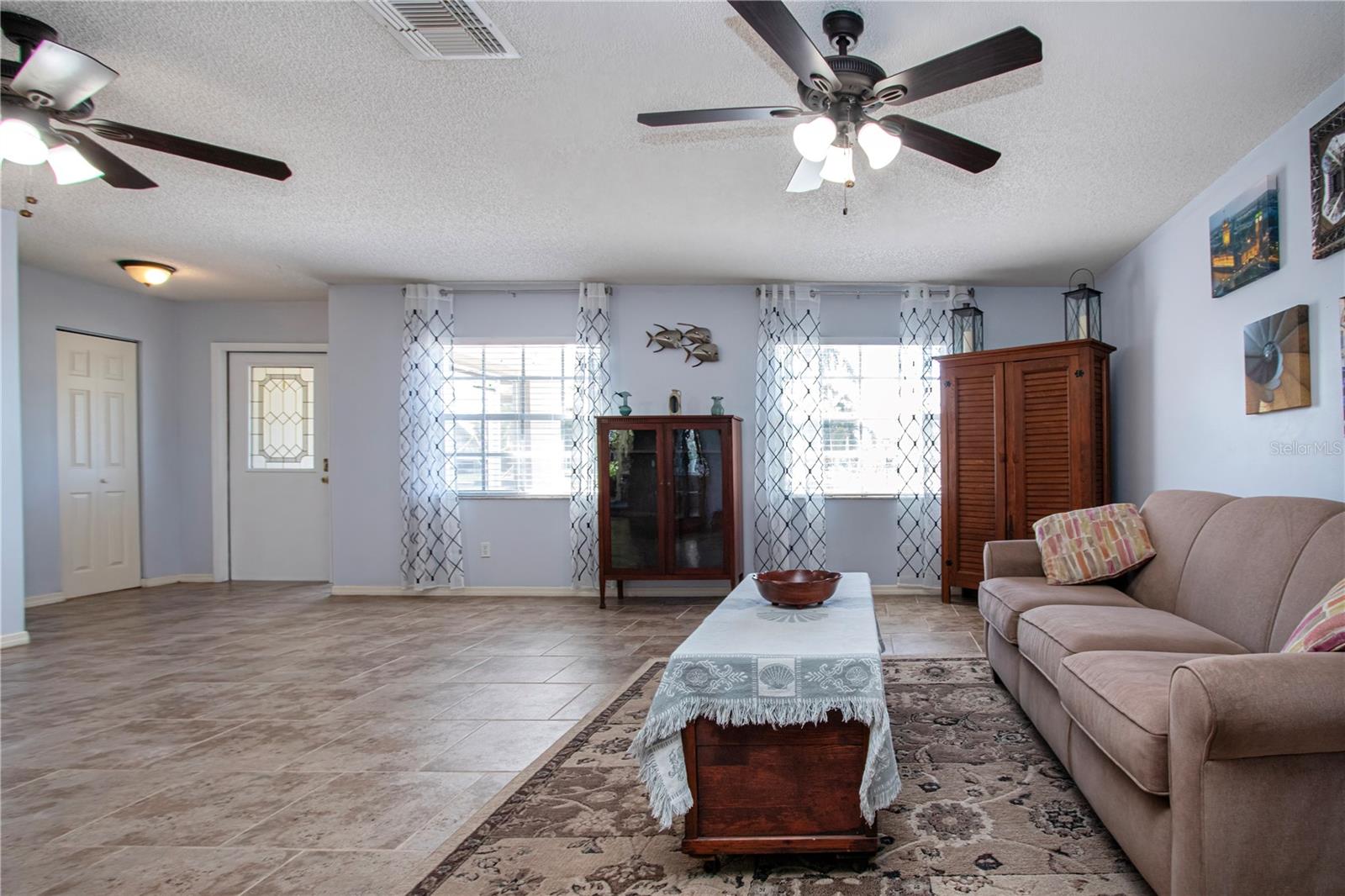 Image 13 of 58 For 203 Amesbury Circle