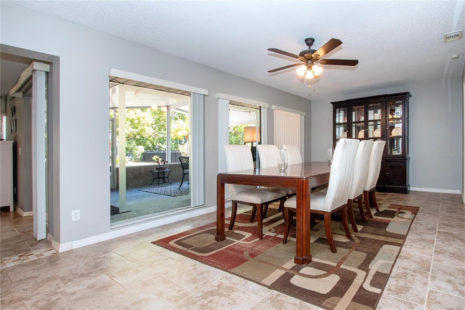 Image 14 of 58 For 203 Amesbury Circle