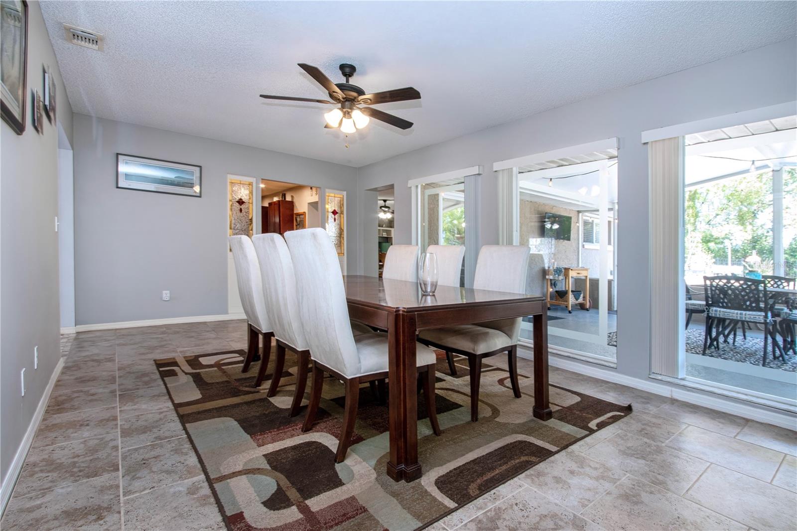 Image 16 of 58 For 203 Amesbury Circle