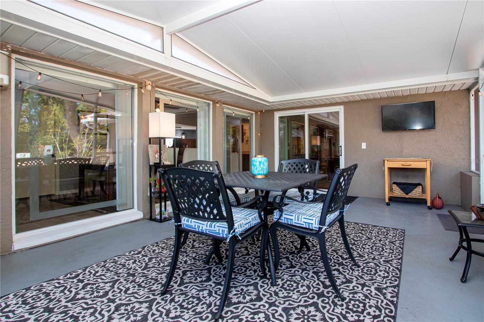 Image 38 of 58 For 203 Amesbury Circle