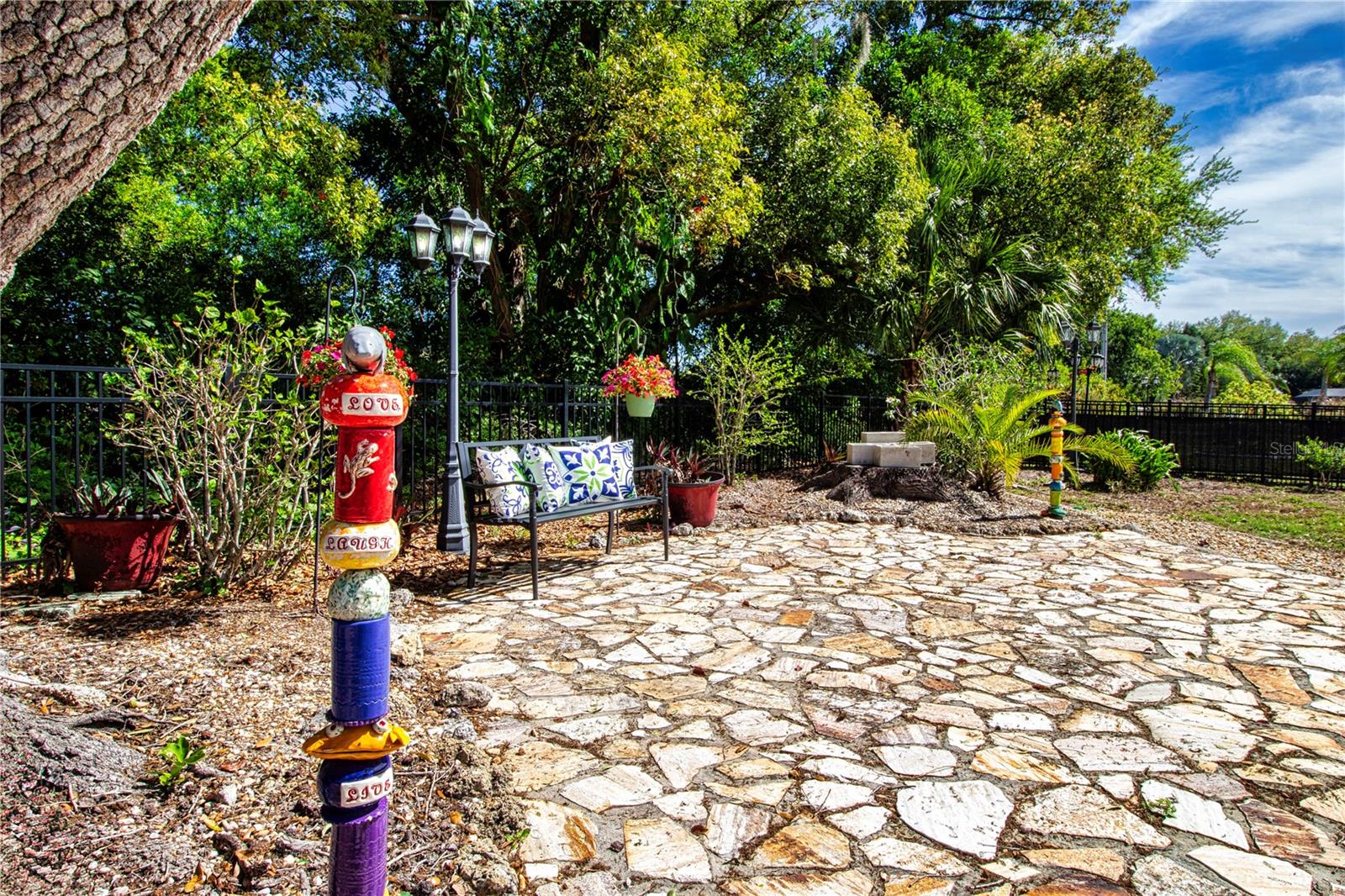 Image 42 of 58 For 203 Amesbury Circle