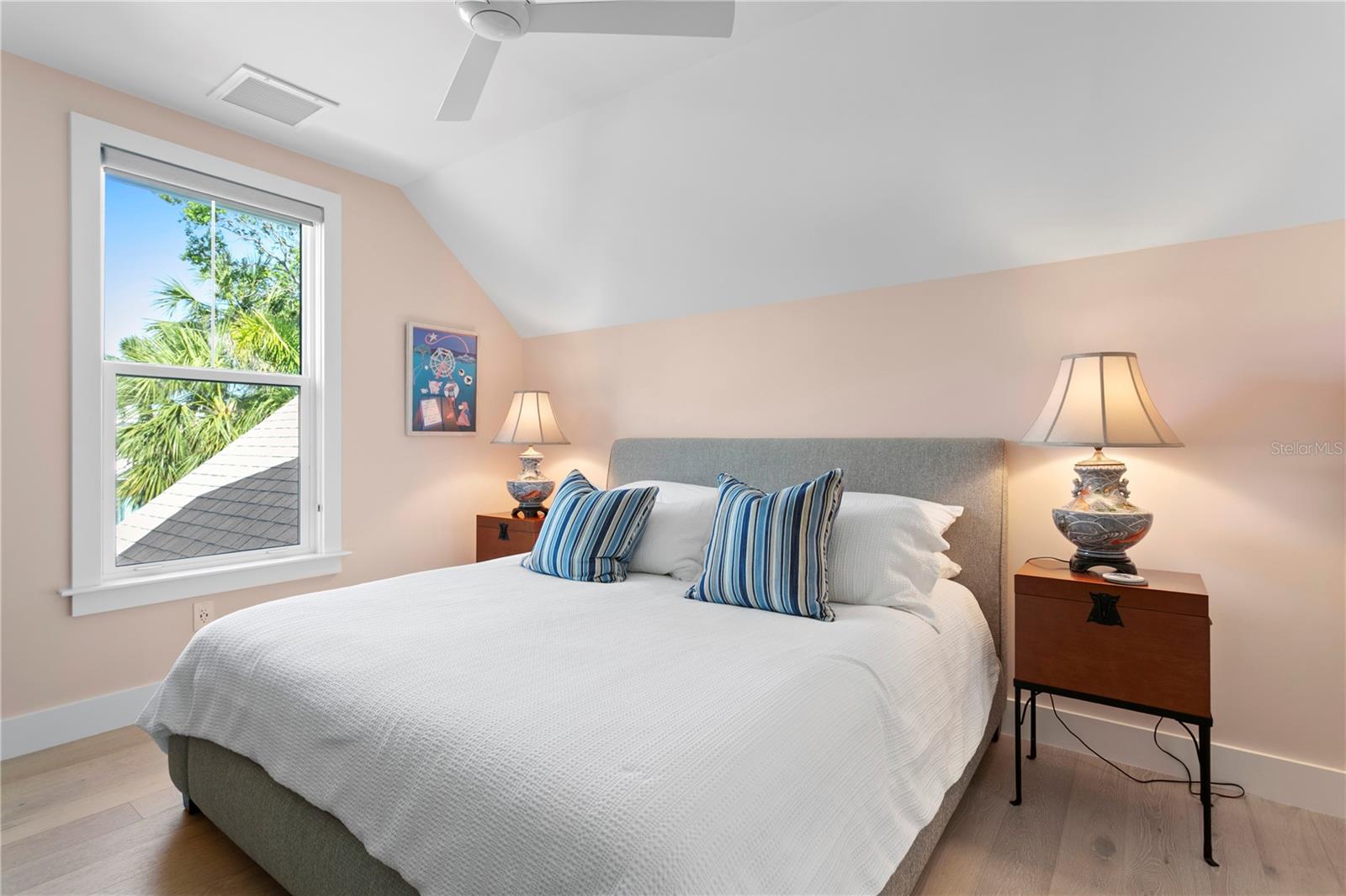 Image 30 of 55 For 2903 Pass A Grille Way