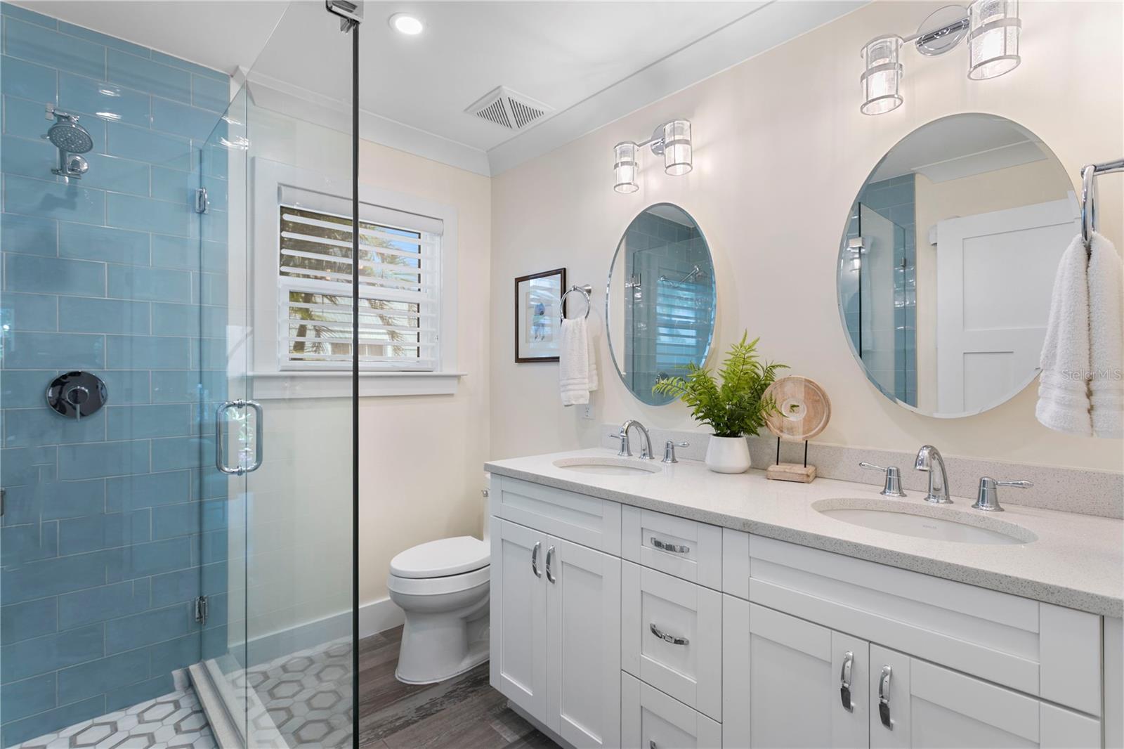 Image 36 of 55 For 2903 Pass A Grille Way