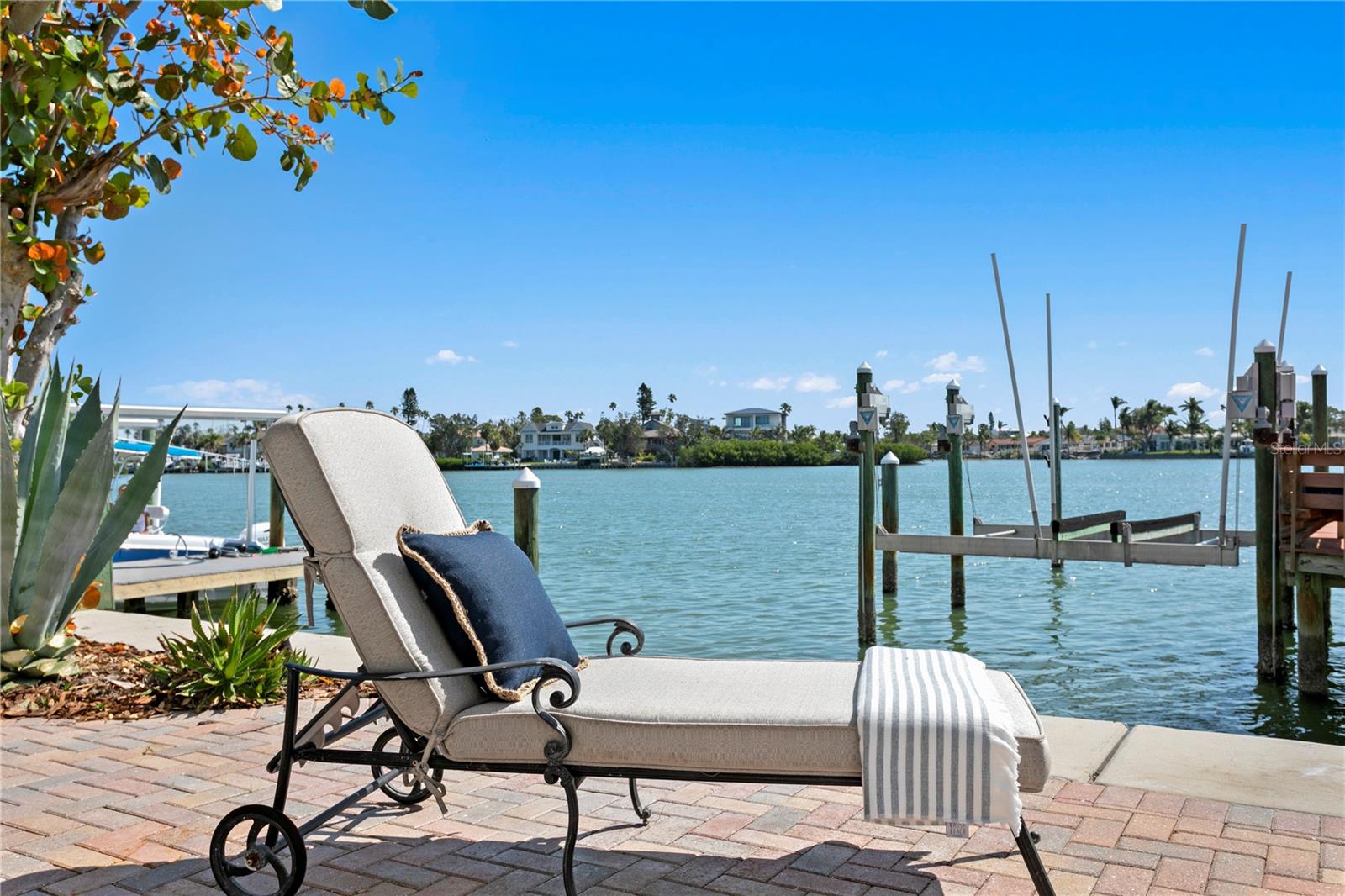 Image 43 of 55 For 2903 Pass A Grille Way