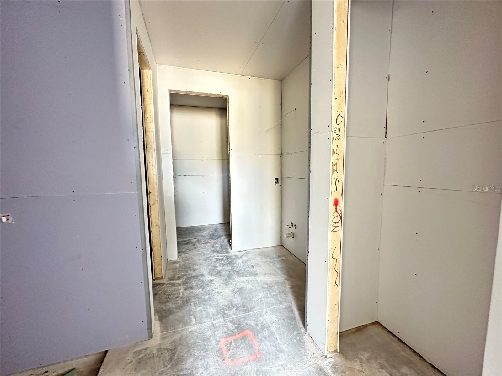 Listing photo id 20 for 5958 Fresh Flora Drive