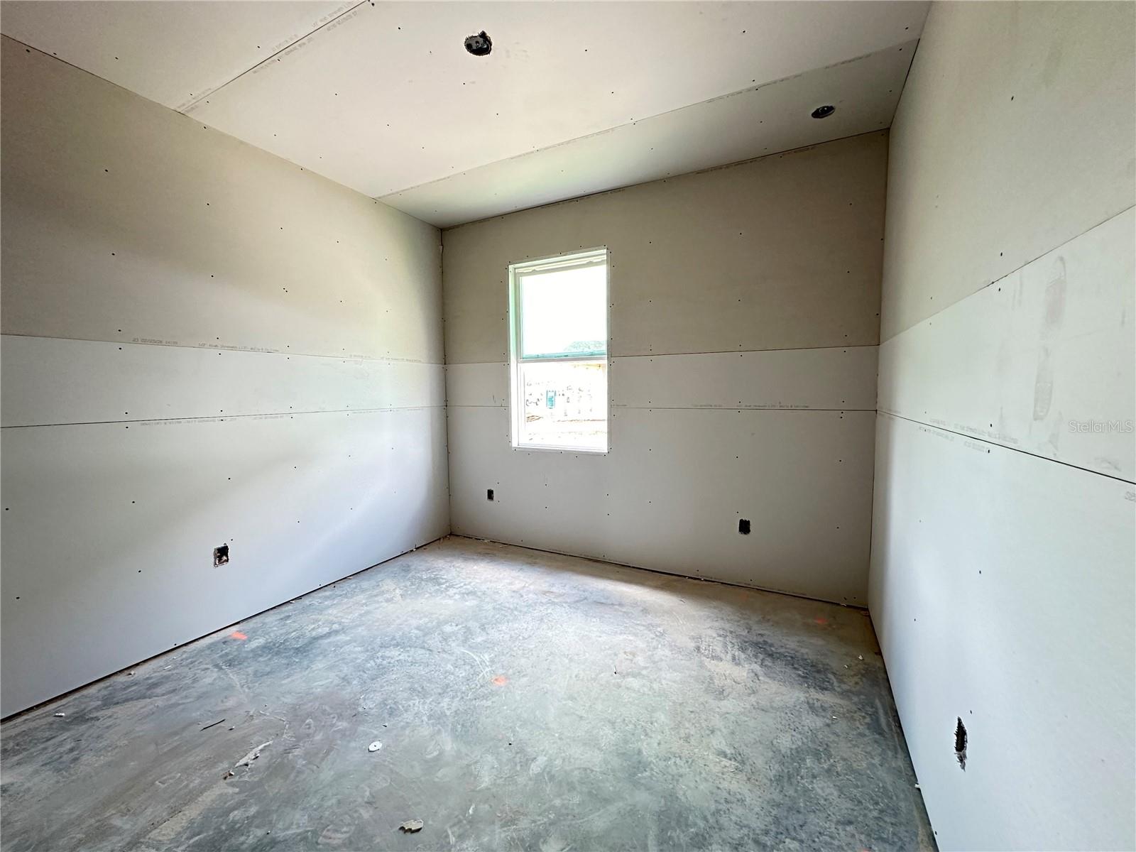 Listing photo id 25 for 5958 Fresh Flora Drive