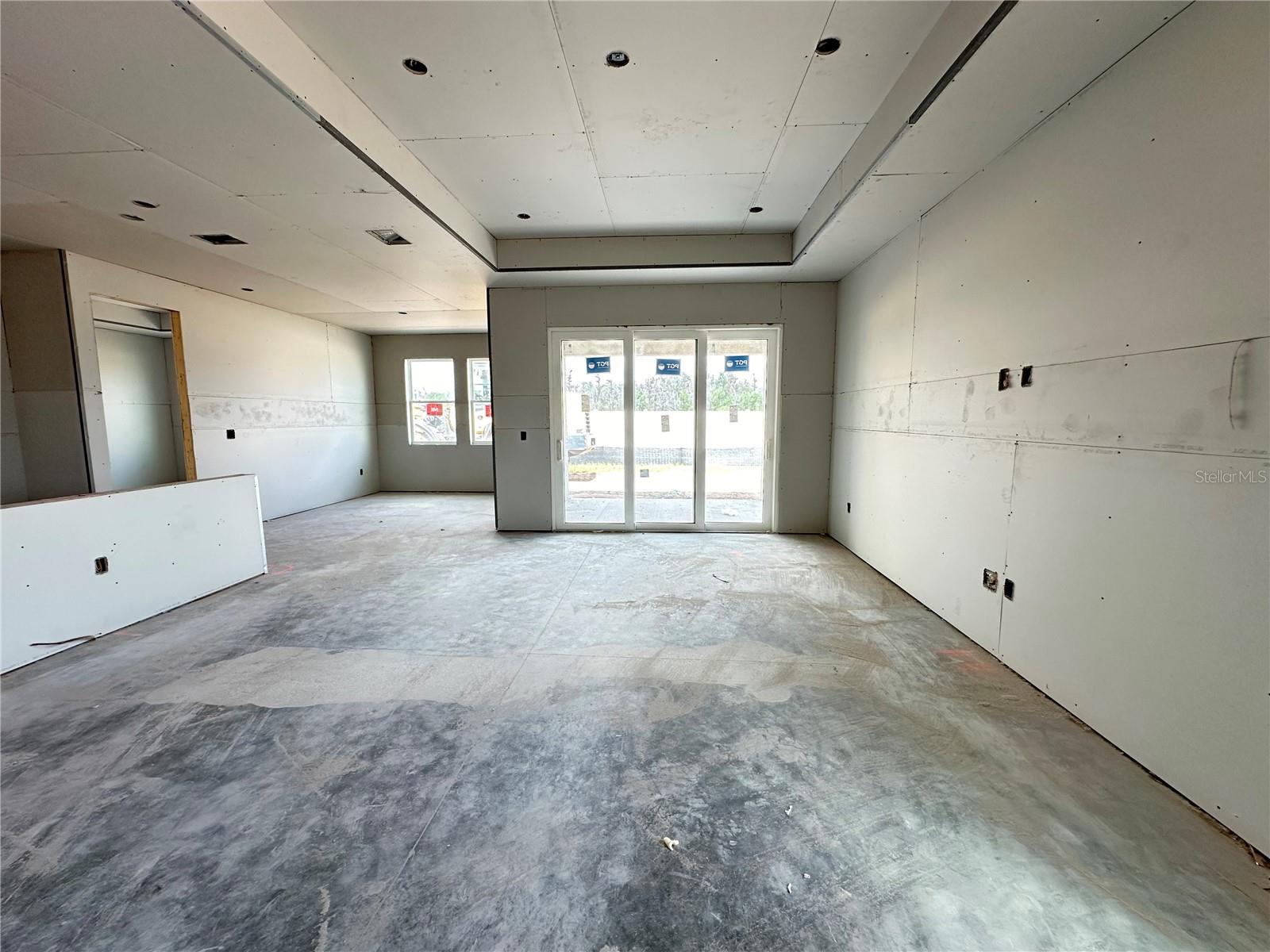 Listing photo id 29 for 5958 Fresh Flora Drive