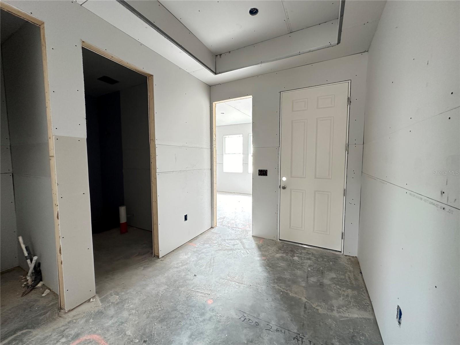 Listing photo id 38 for 5958 Fresh Flora Drive