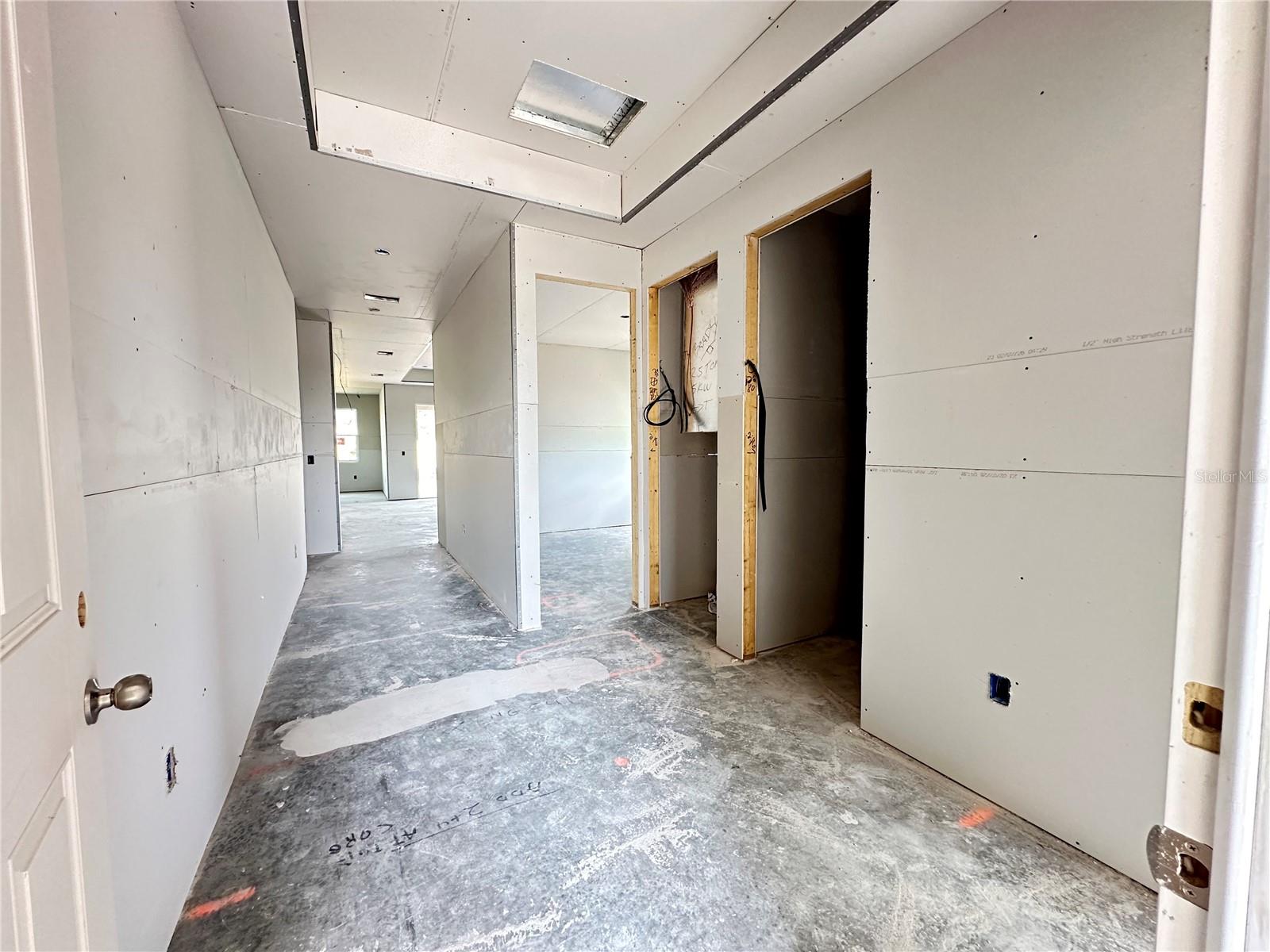 Listing photo id 39 for 5958 Fresh Flora Drive